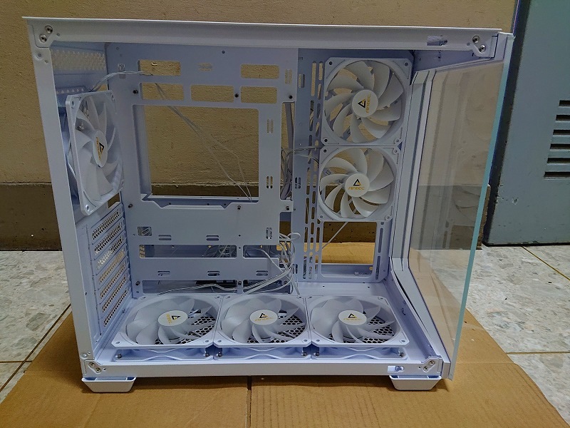 K0213-4 ANTEC C5 ARGB WHITE (ジャンク品)