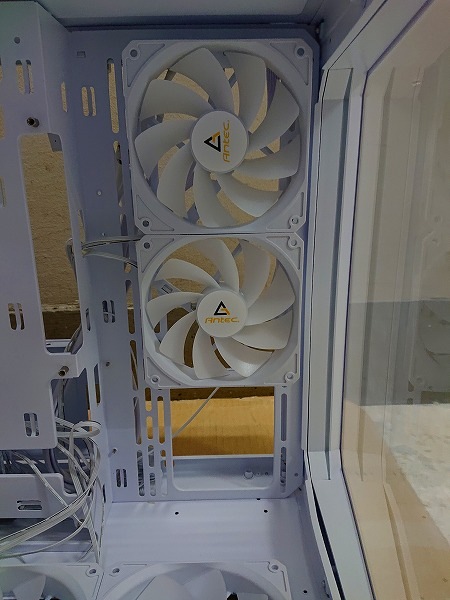 K0213-4 ANTEC C5 ARGB WHITE (ジャンク品)