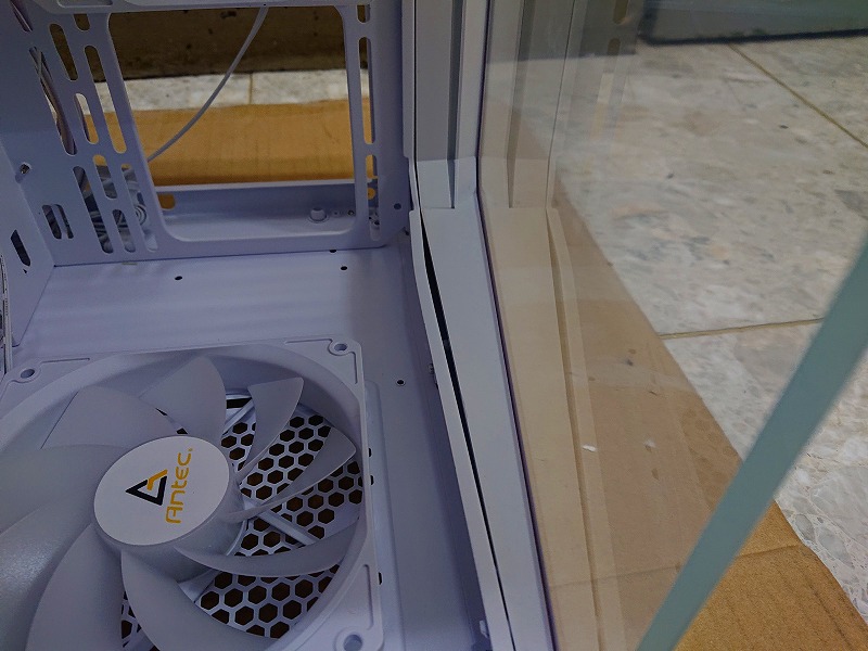 K0213-4 ANTEC C5 ARGB WHITE (ジャンク品)