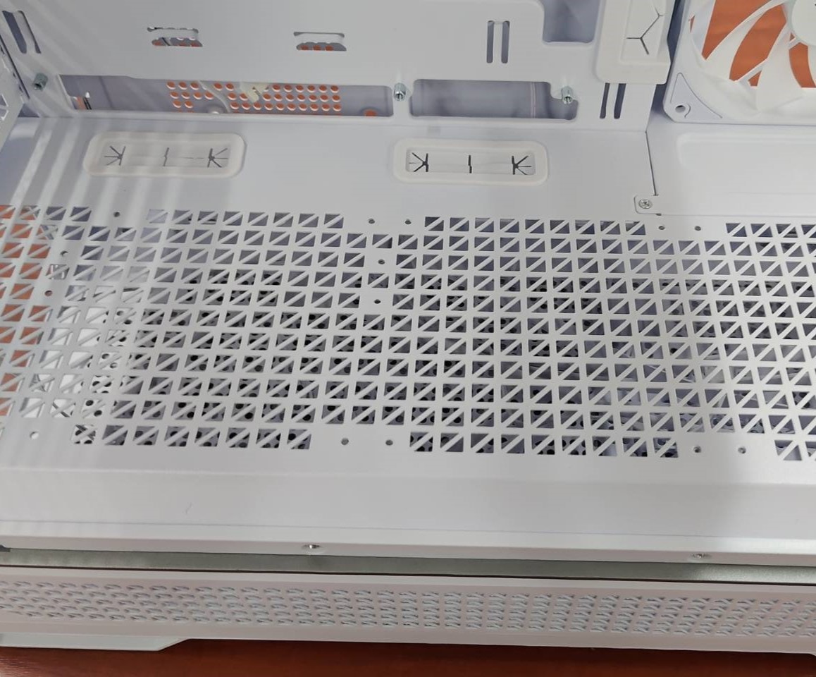 K1201-10 Antec C7 ARGB ジャンク