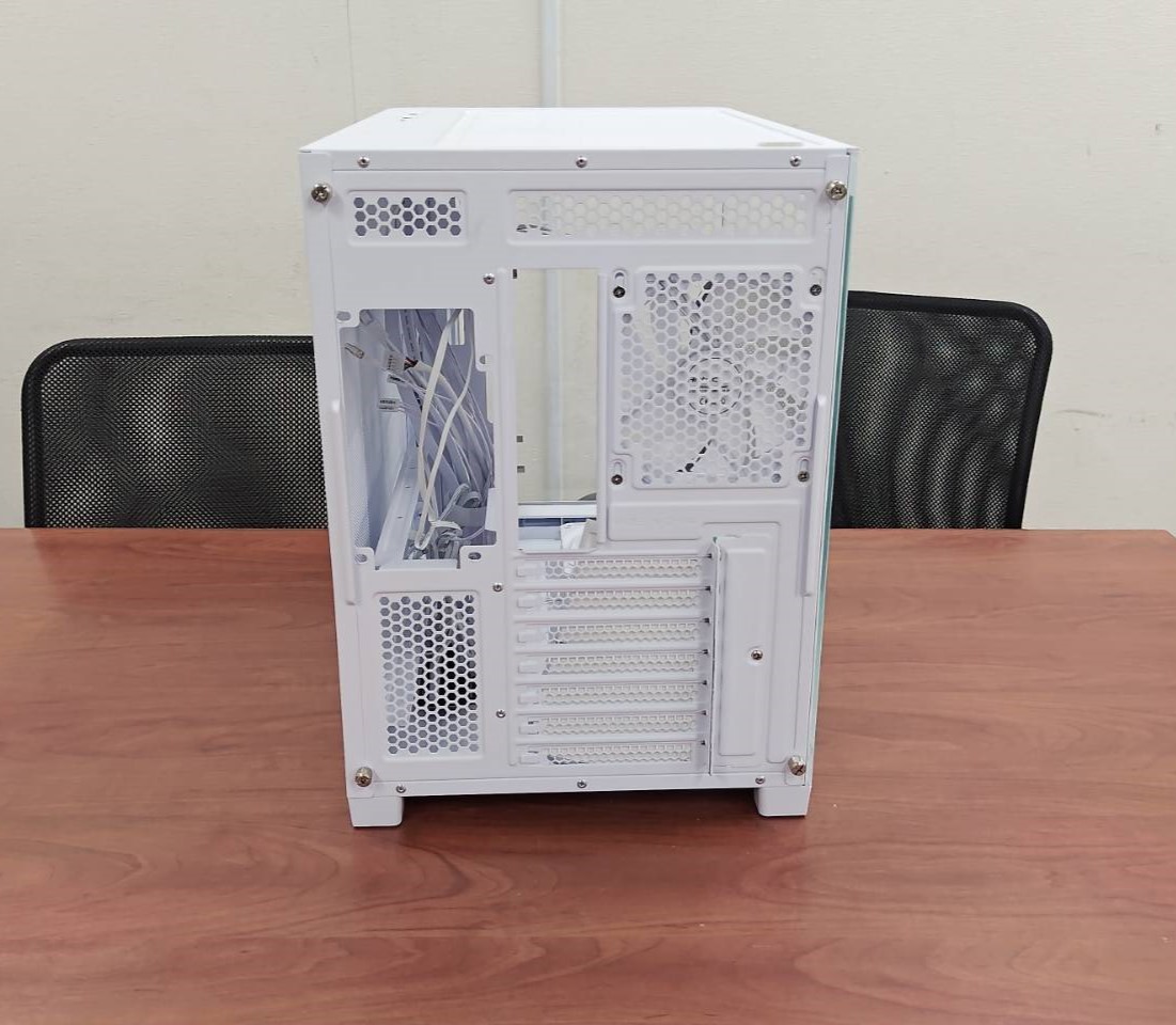 K1224-11 Antec C5 CURVE ARGB ジャンク