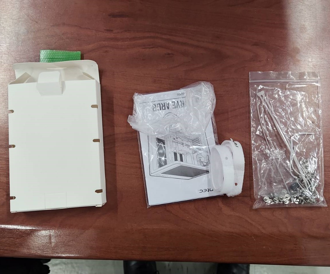 K1224-11 Antec C5 CURVE ARGB ジャンク