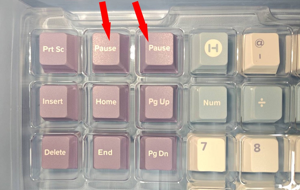 L0529-10 hololive English - Connect the World - Keycap Set & Desk Pad ジャンク