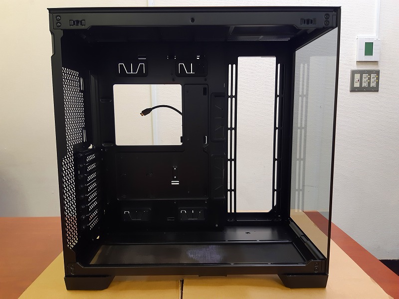 J1120-2 Antec Constellation C8 (ジャンク品)