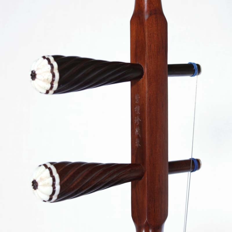 ������� XU-R002