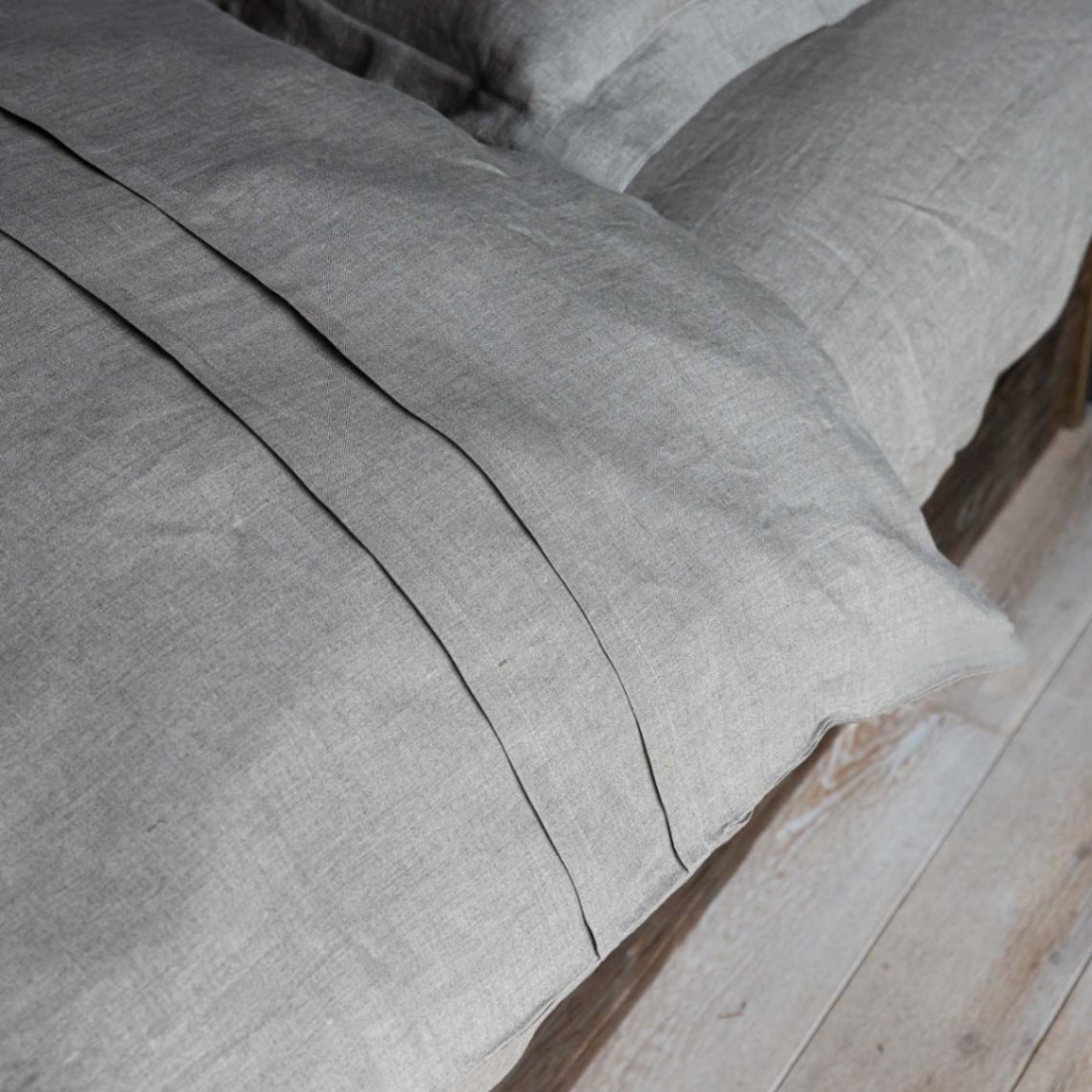 デュベカバー  _ フラックス