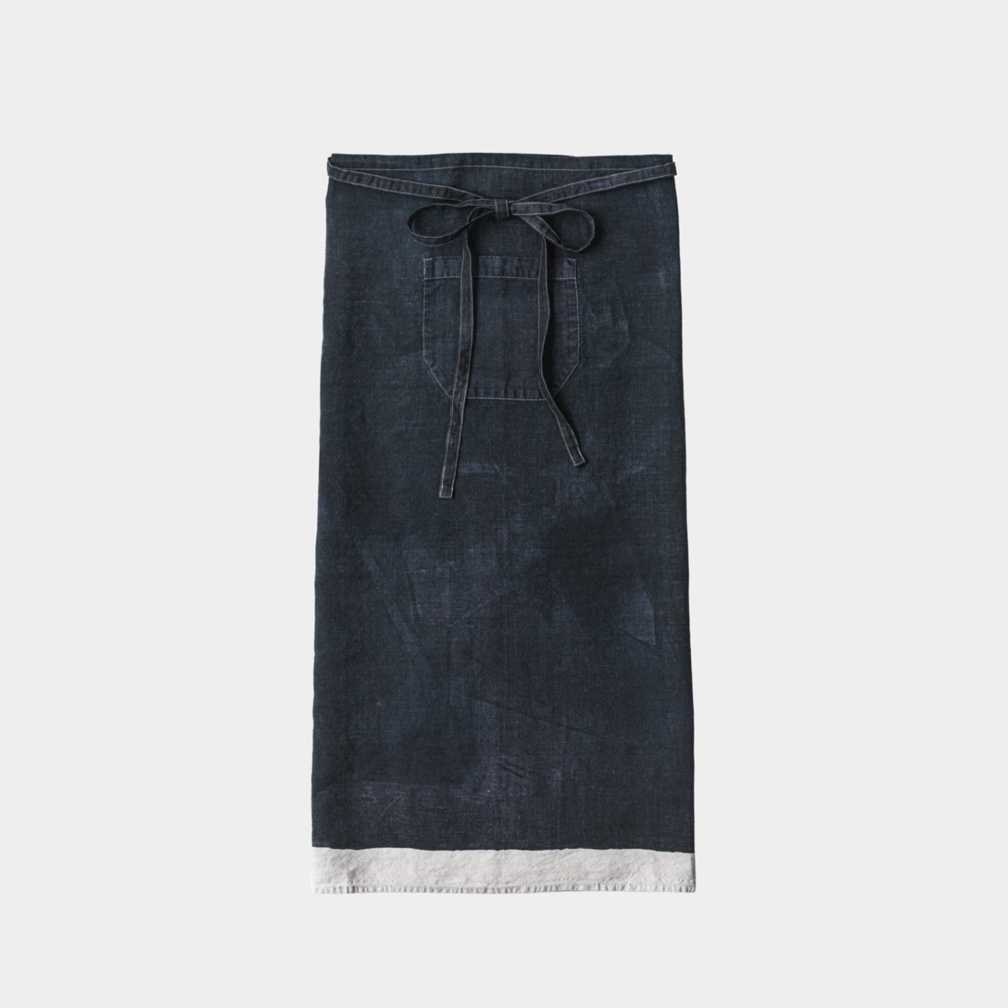 ベルトッツィ ソムリエエプロン _ ピエノ ネーロ