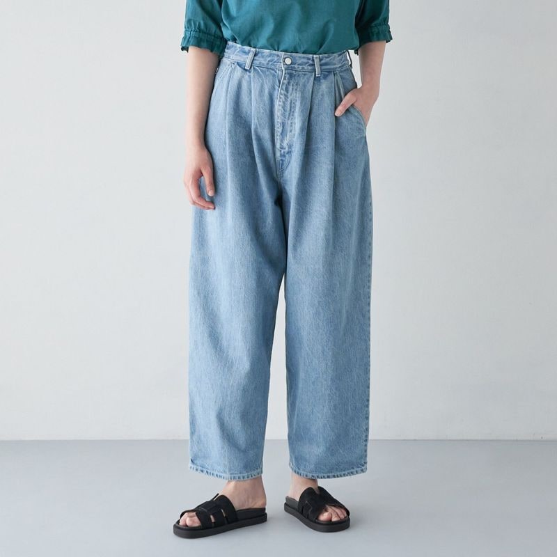 ARTE POVERA ライトブルー ワイドパンツ ARTE POVERA _ デニム 2タックパンツ _ ライト