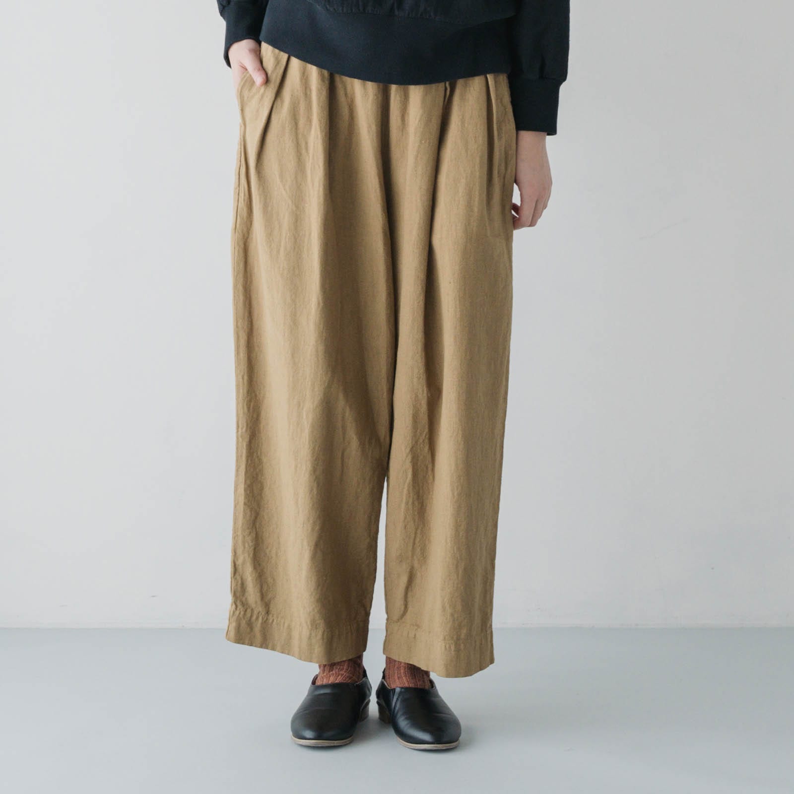 コットンリネン染め _ 2タックイージーパンツ _ キャメル