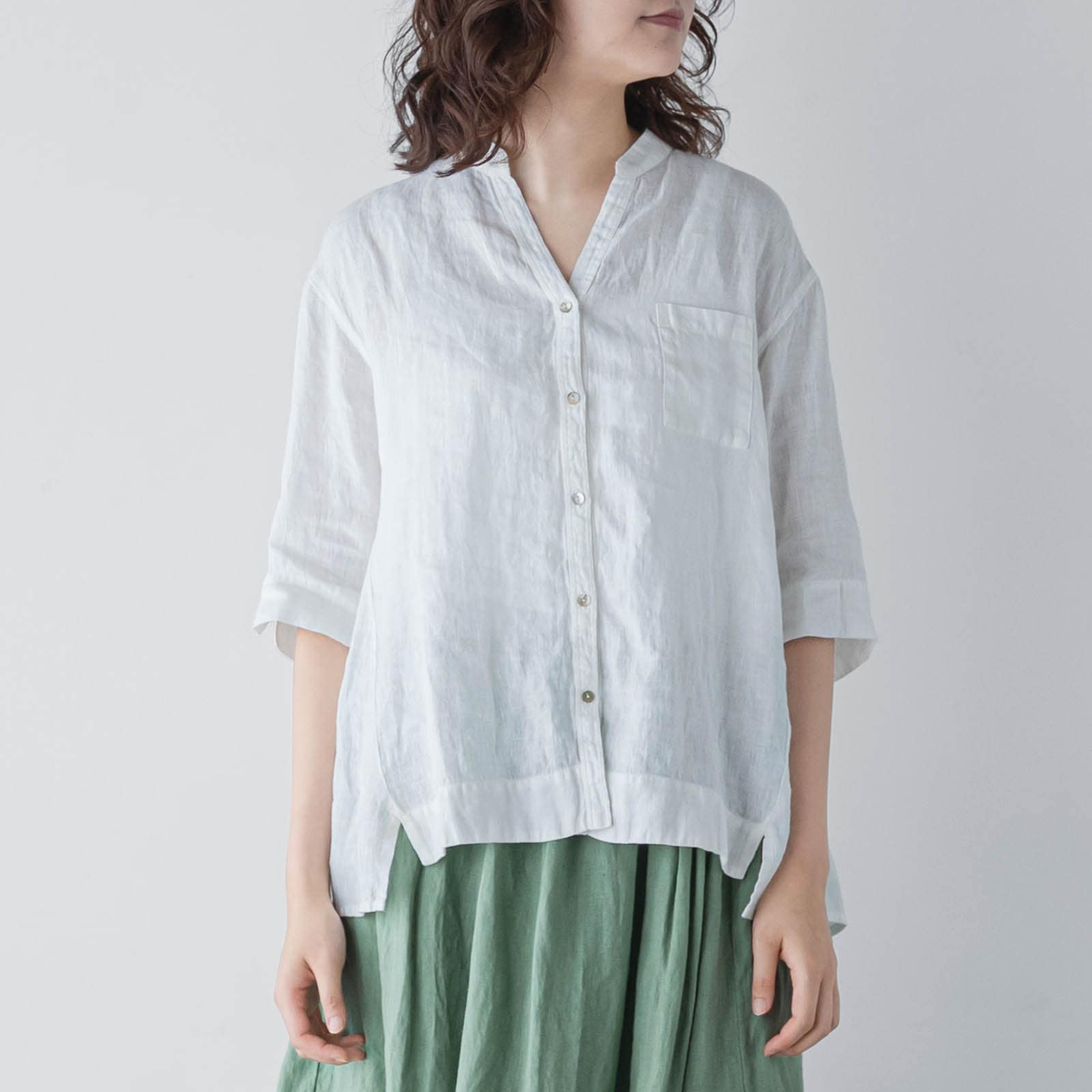 E45-10　前開きブラウス _ ブラン