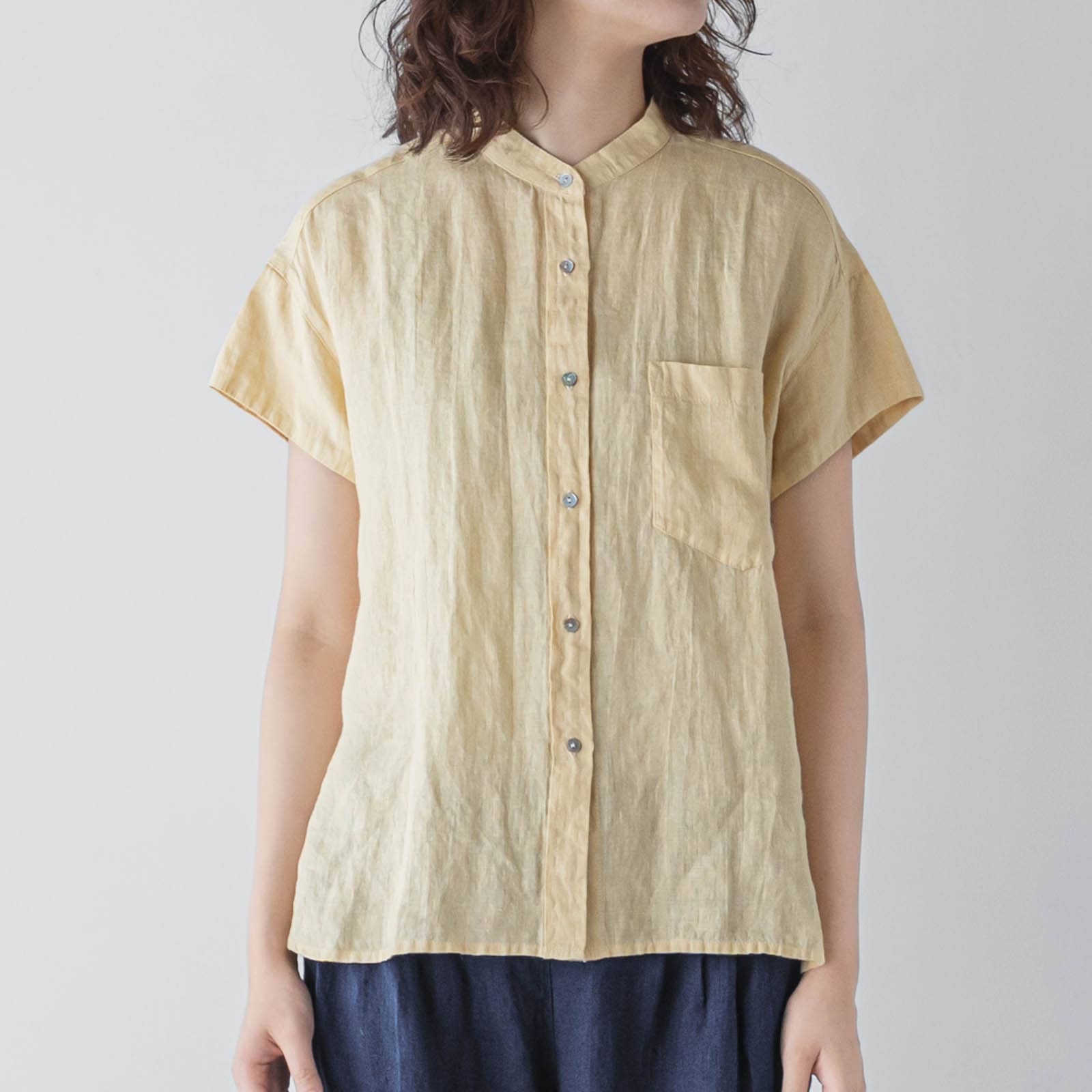 E74-2　スタンドカラーブラウス _ ライムライト