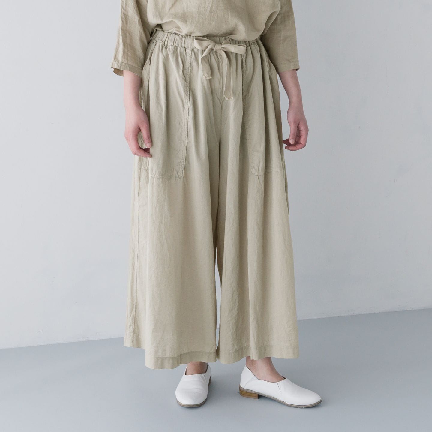 ARTE POVERA _ リネン&コットン ギャザリングパンツ ライトベージュ