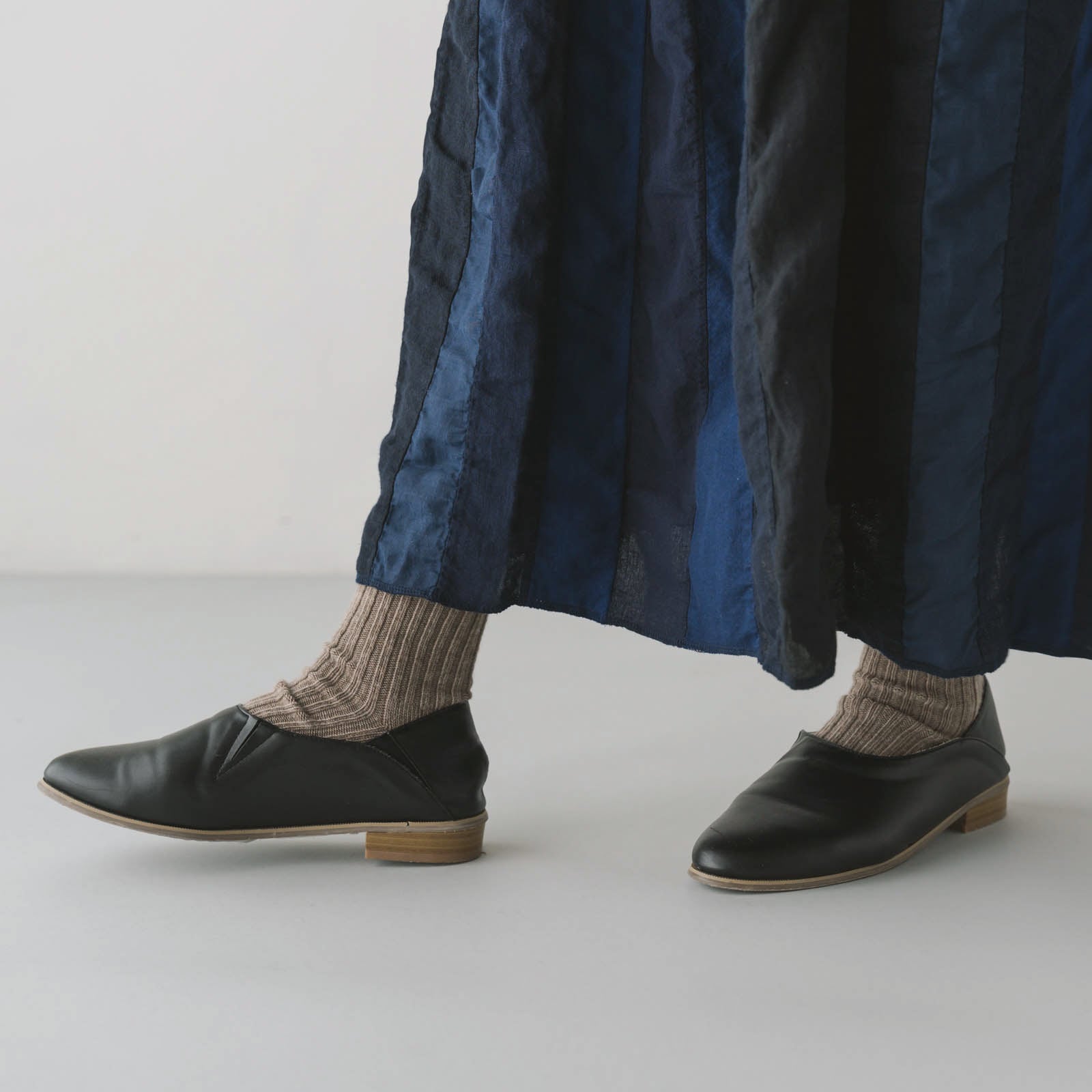 リネン＆コットン _ ミックスギャザースカート _ ブルーMIX染め