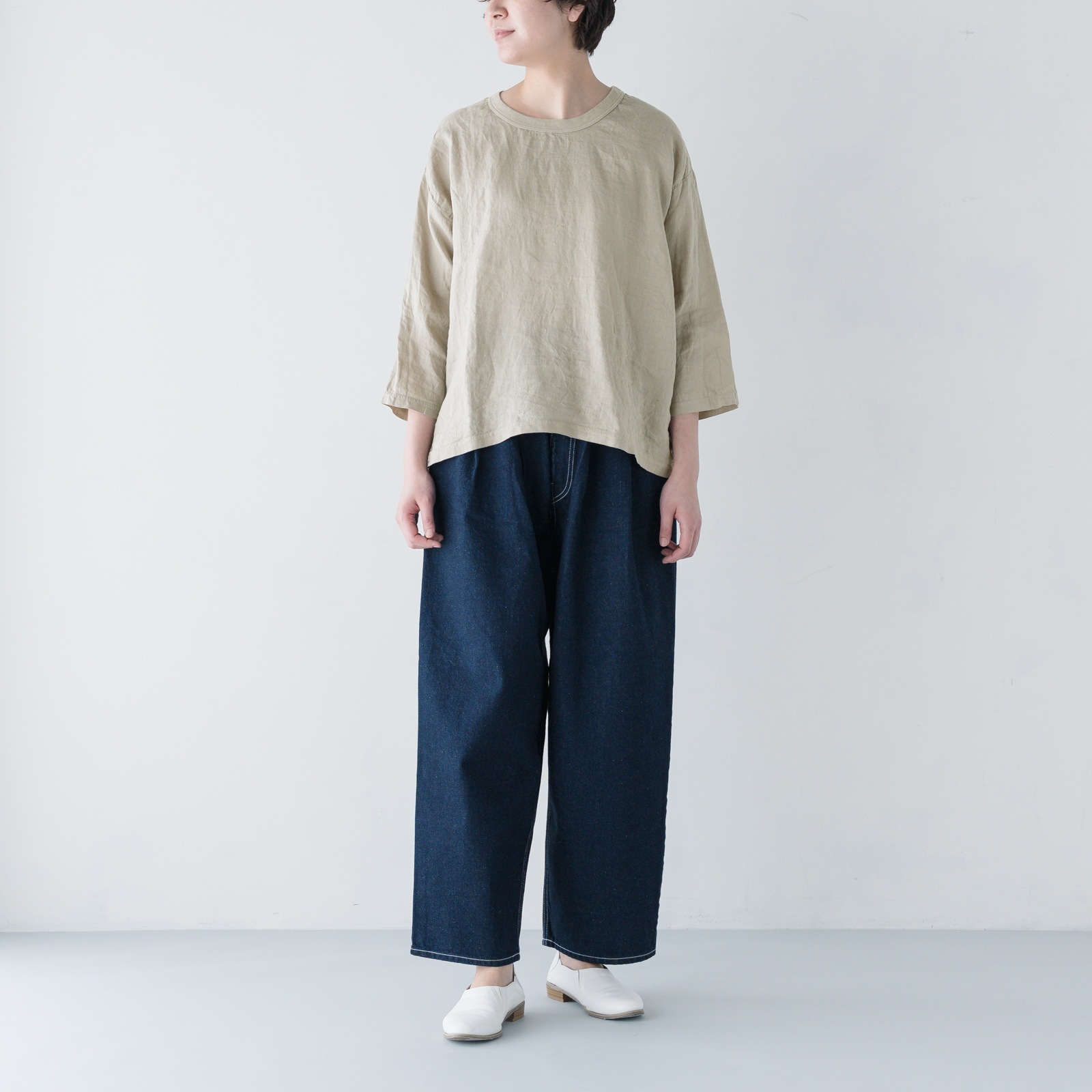 ARTE POVERA _ リネン染め8分袖クルーシャツ ホワイト