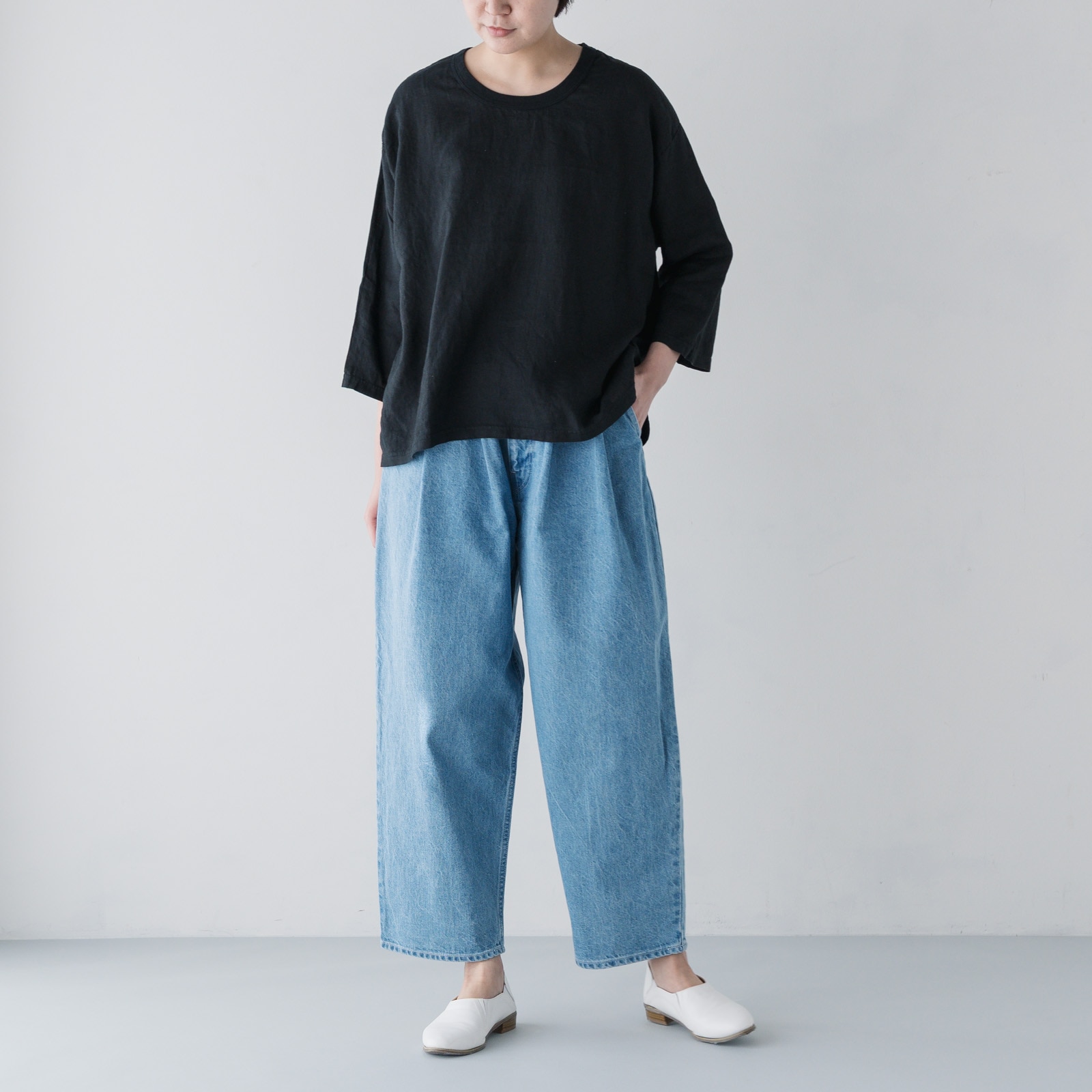 ARTE POVERA _ リネン染め8分袖クルーシャツ ホワイト
