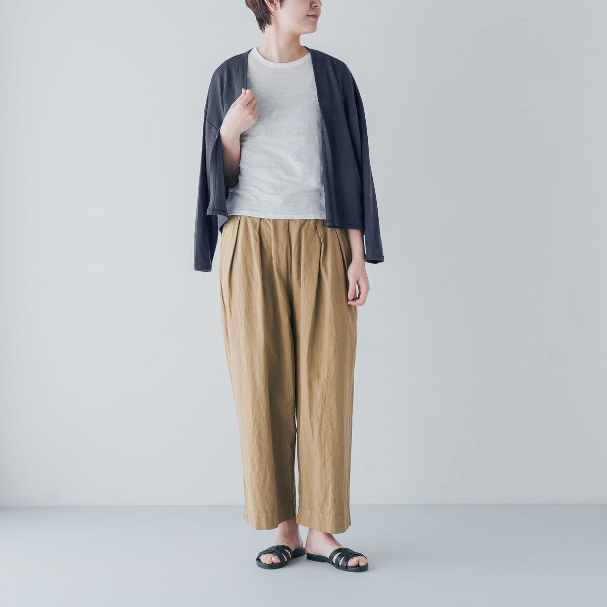 SONORO _ リネン 半袖Tシャツ オフホワイト