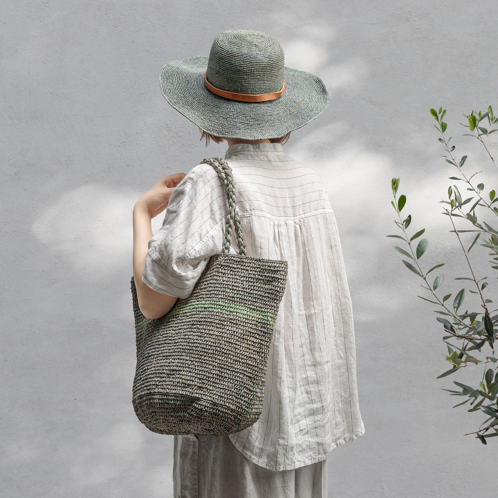 最終価格 Lino e Lina アリスストライプ ラフィアバッグ ALICE STRIPE ラフィアバッグ Gray&Khaki