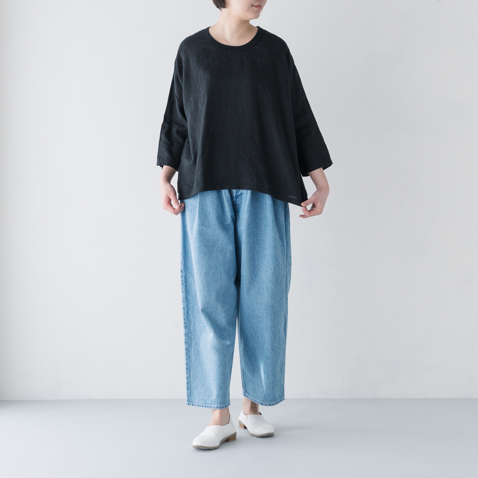 ARTE POVERA _ リネン染め8分袖クルーシャツ ライトベージュ
