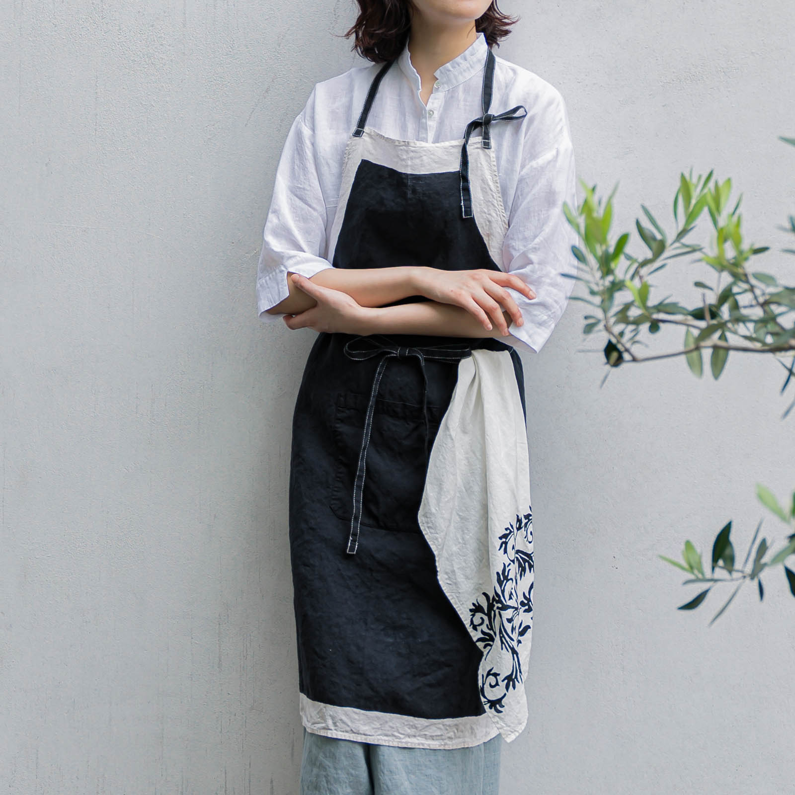 ベルトッツィ キッチンタオル _ アカント ネーロ