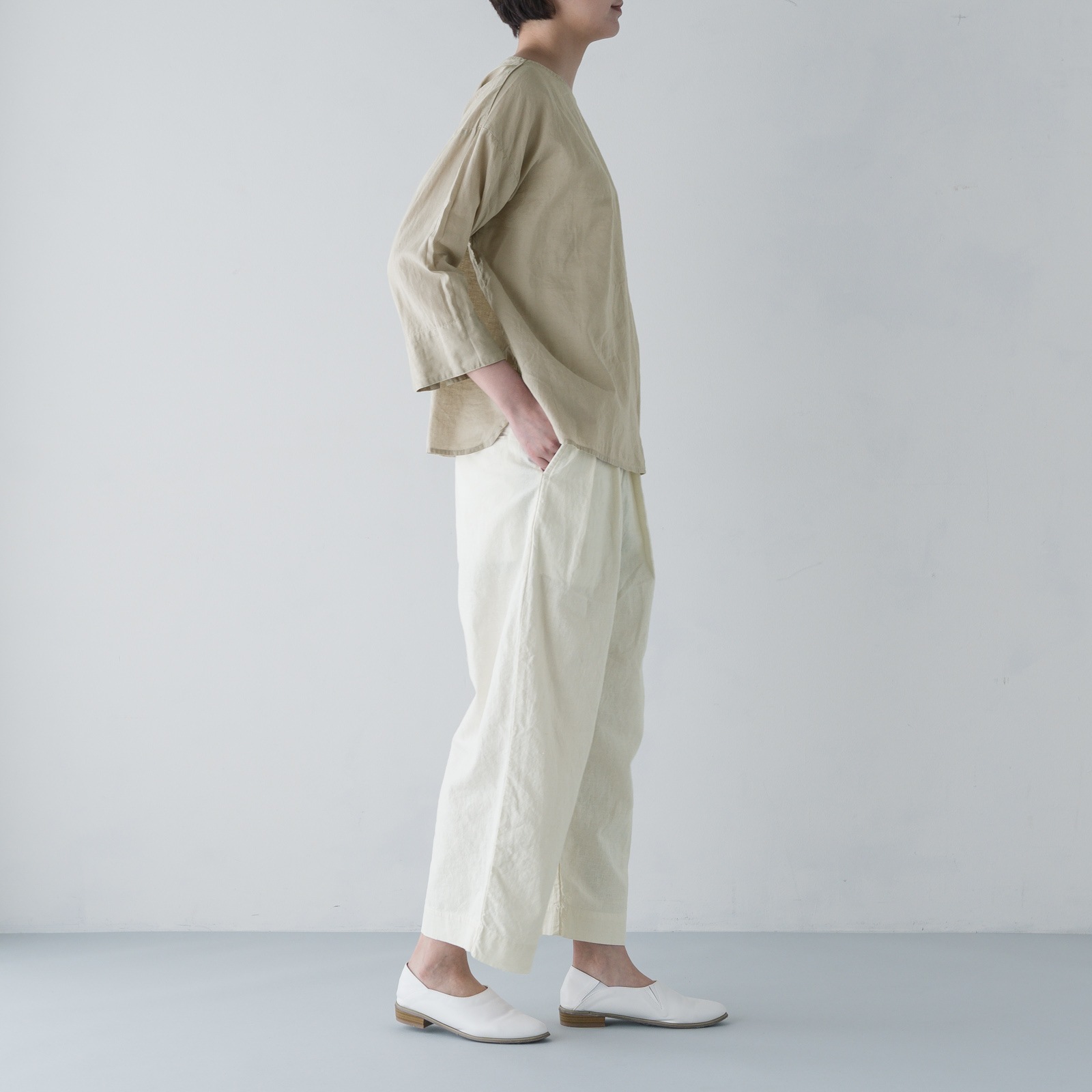 ARTE POVERA _ リネン&コットン ボートネックシャツ ブラック