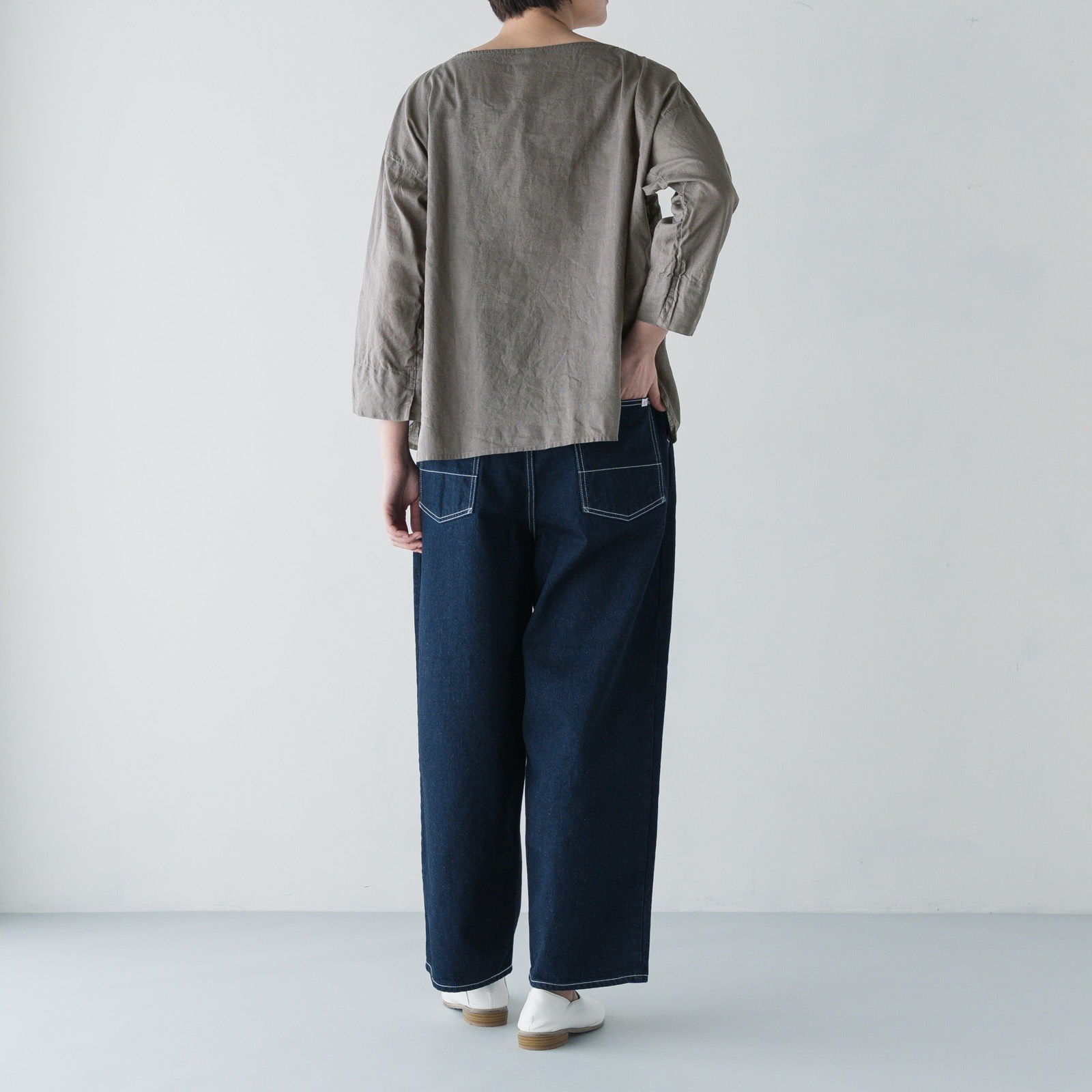 ARTE POVERA _ リネン&コットン ボートネックシャツ ブラック