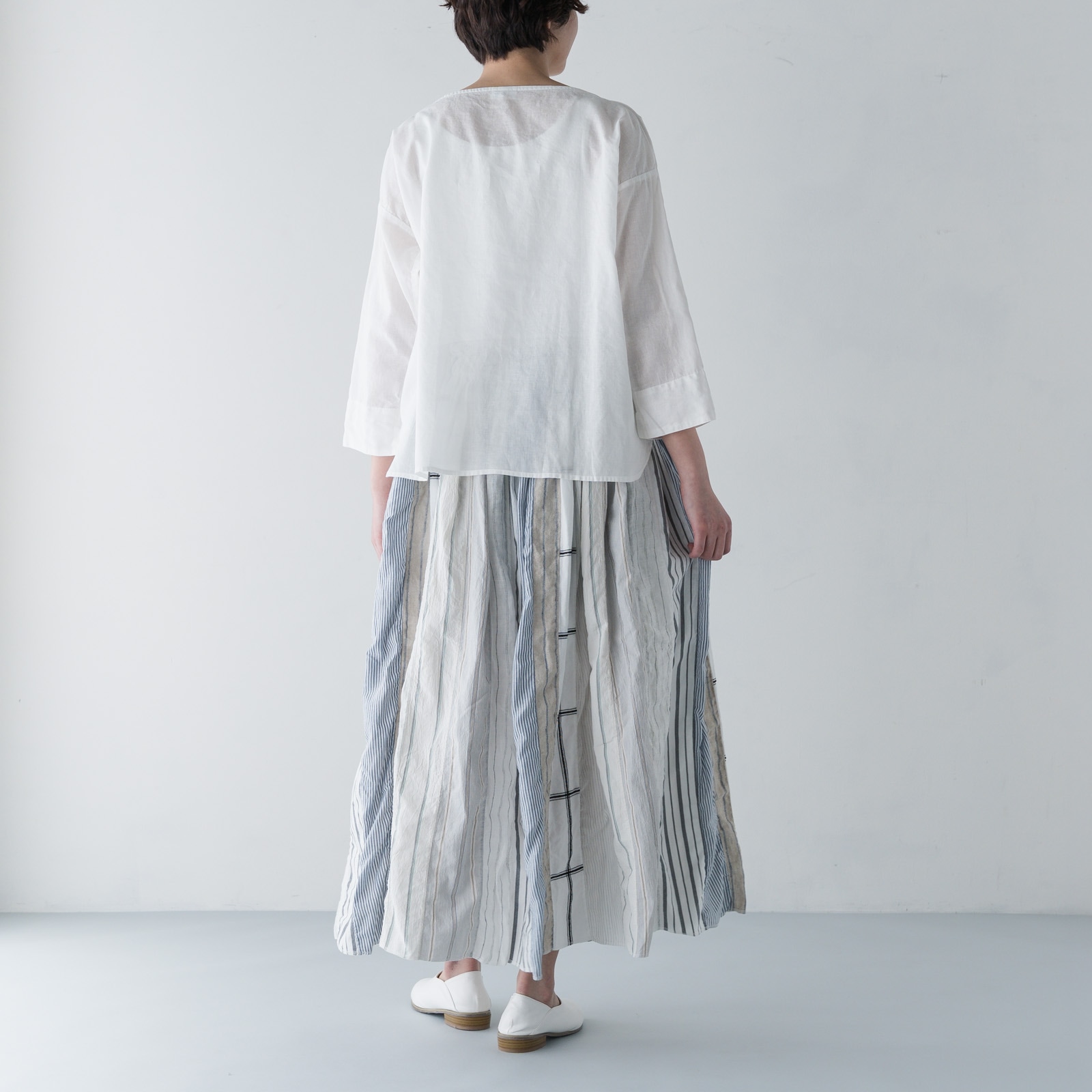 ARTE POVERA _ リネン&コットン ボートネックシャツ ネンドグレー