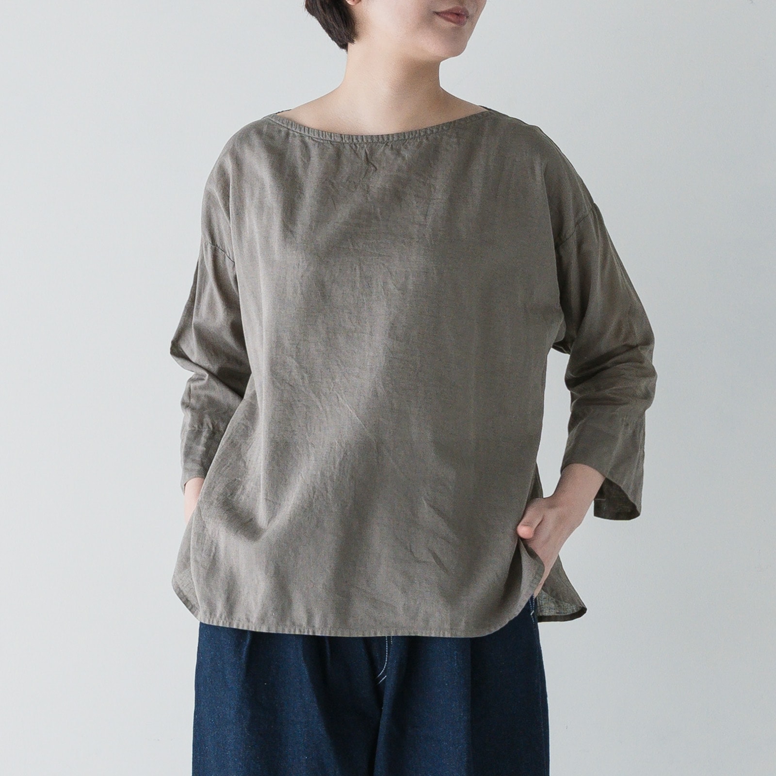 ARTE POVERA _ リネン&コットン ボートネックシャツ ネンドグレー