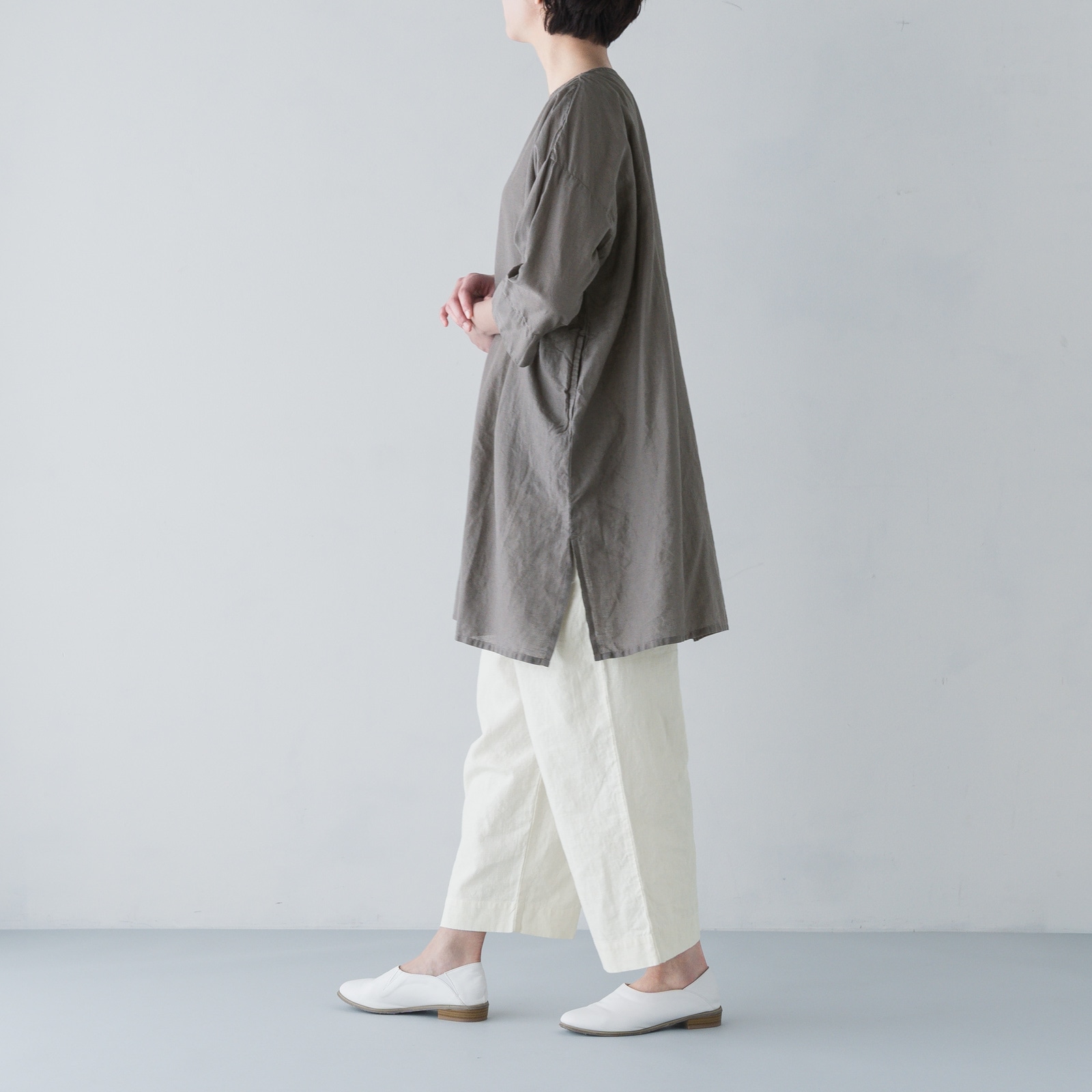 ARTE POVERA _ リネン&コットン ボートネックロングブラウス ホワイト