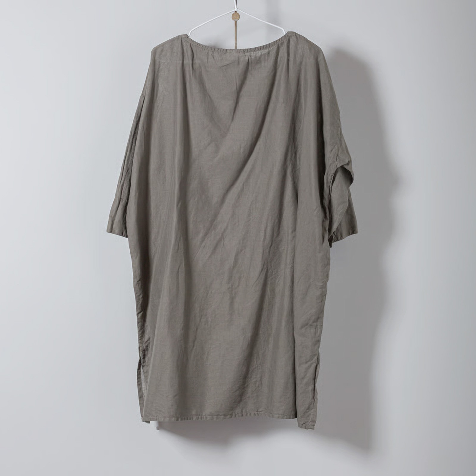 ARTE POVERA _ リネン&コットン ボートネックロングブラウス ネンドグレー