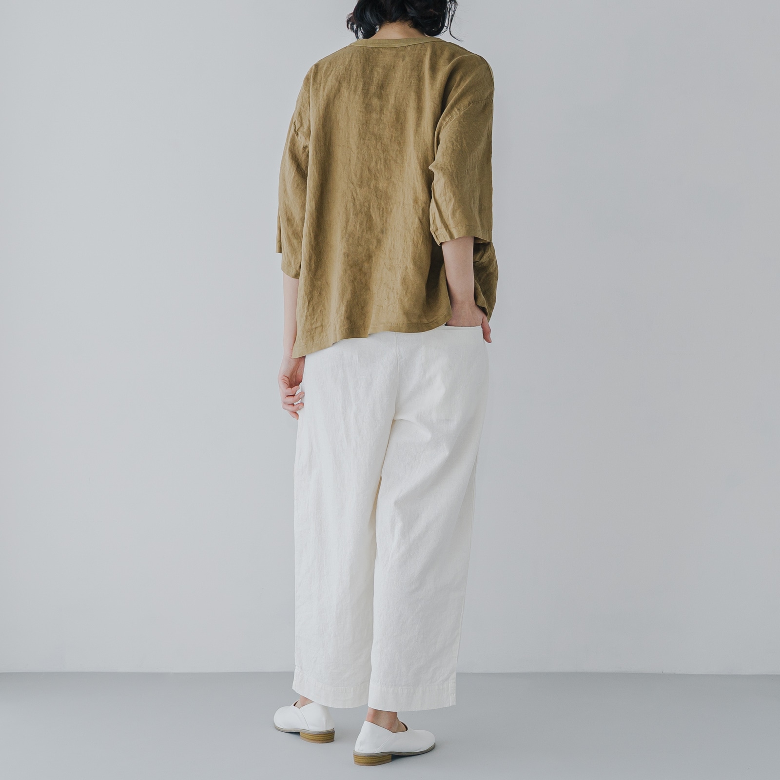 リネン クルーTシャツ _ キャメル