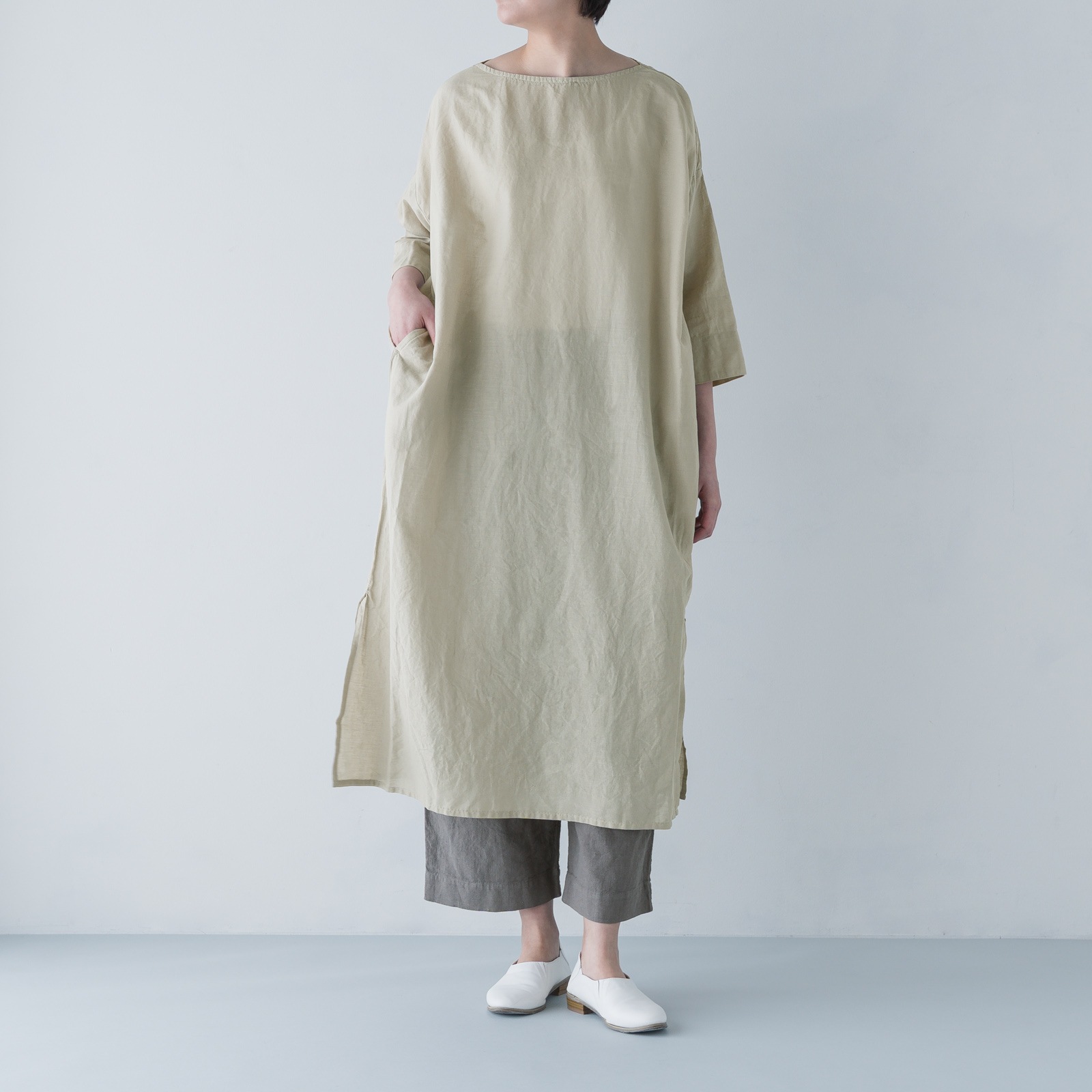 ARTE POVERA _ リネン&コットン ボートネックロングワンピース ネンドグレー