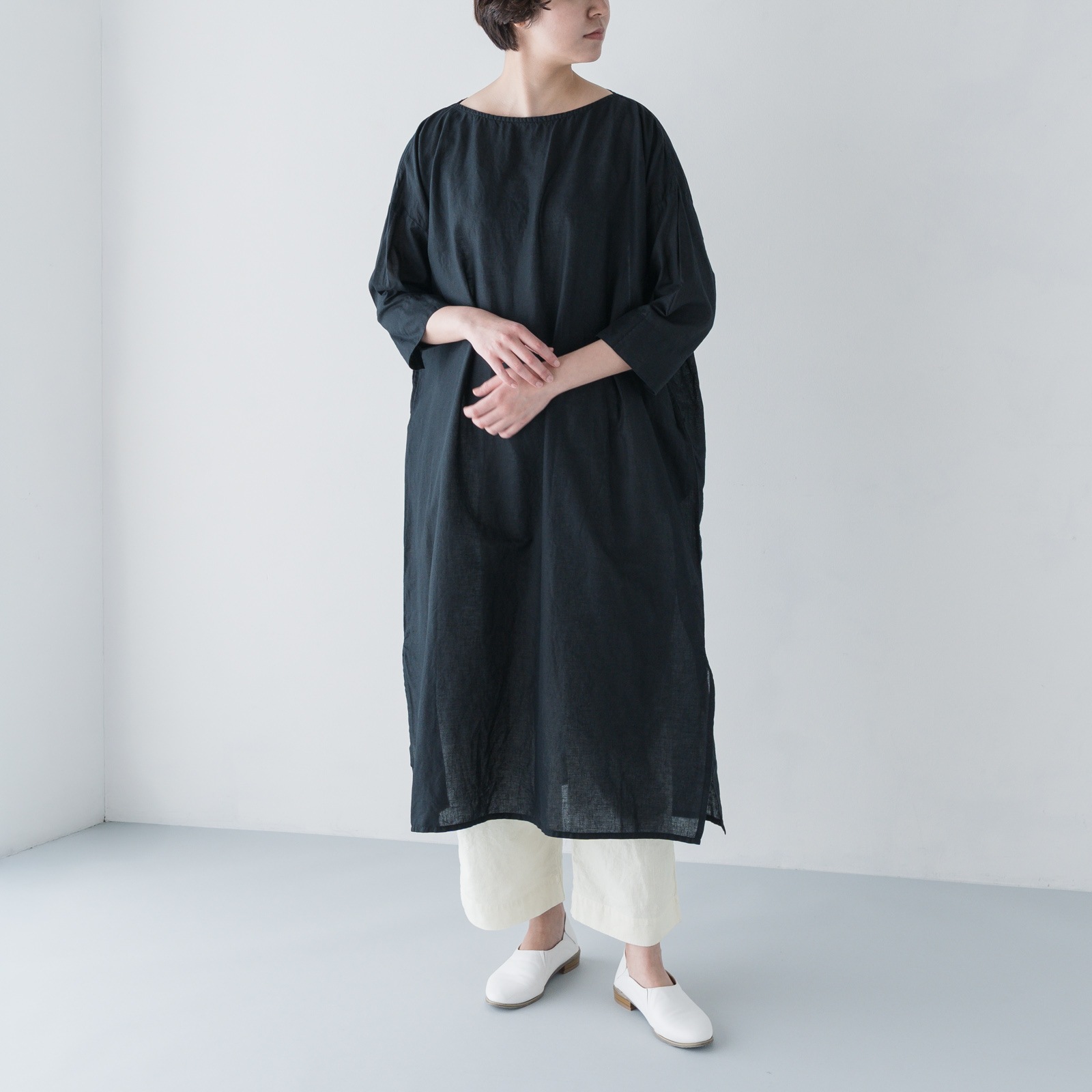 ARTE POVERA _ リネン&コットン ボートネックロングワンピース ネンドグレー