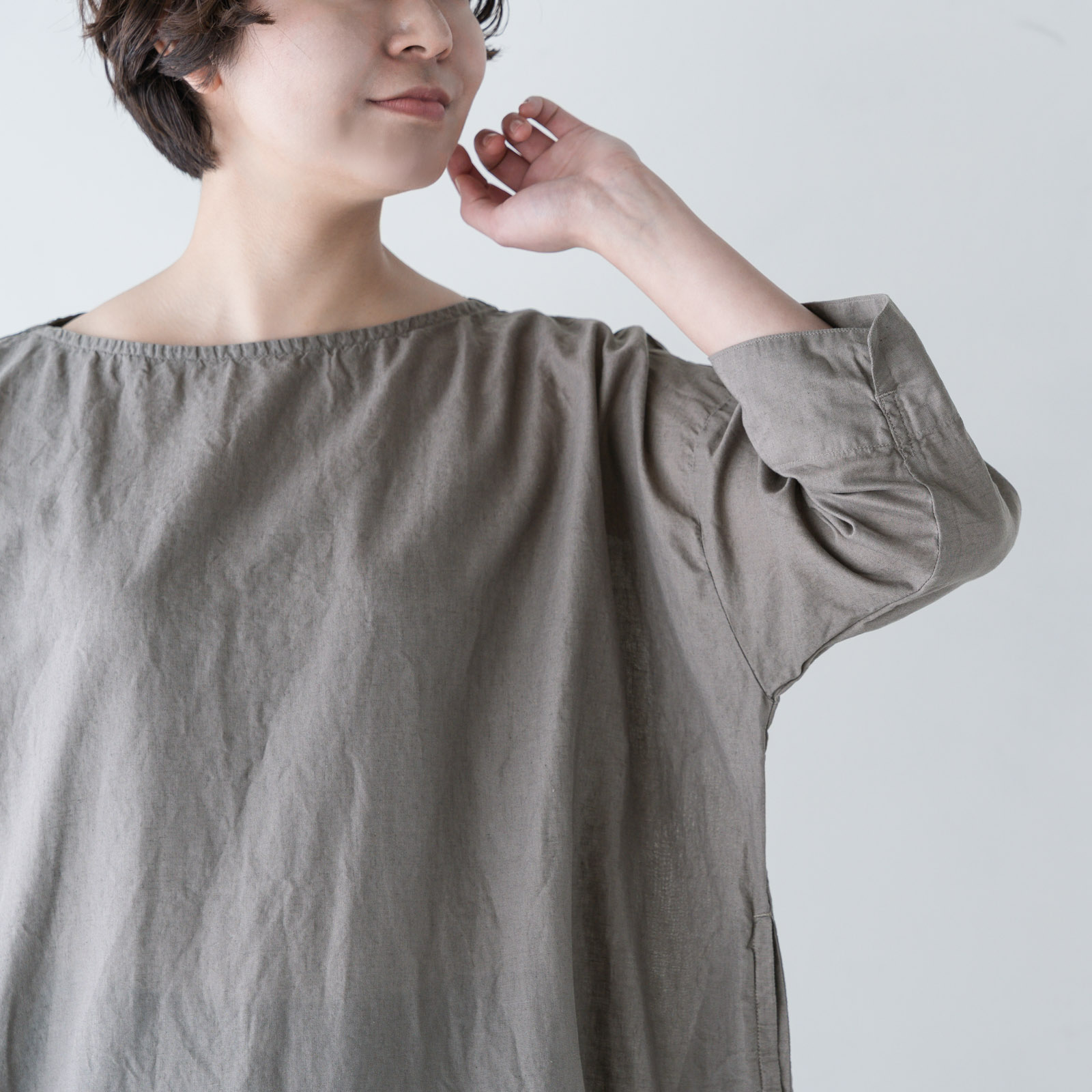 ARTE POVERA _ リネン&コットン ボートネックロングワンピース ネンドグレー