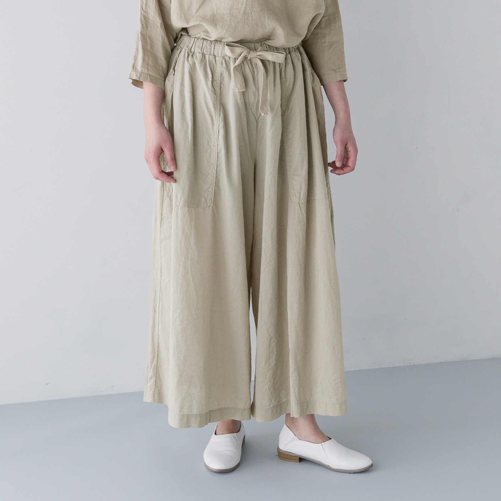 ARTE POVERA _ リネン&コットン ギャザリングパンツ ライトベージュ