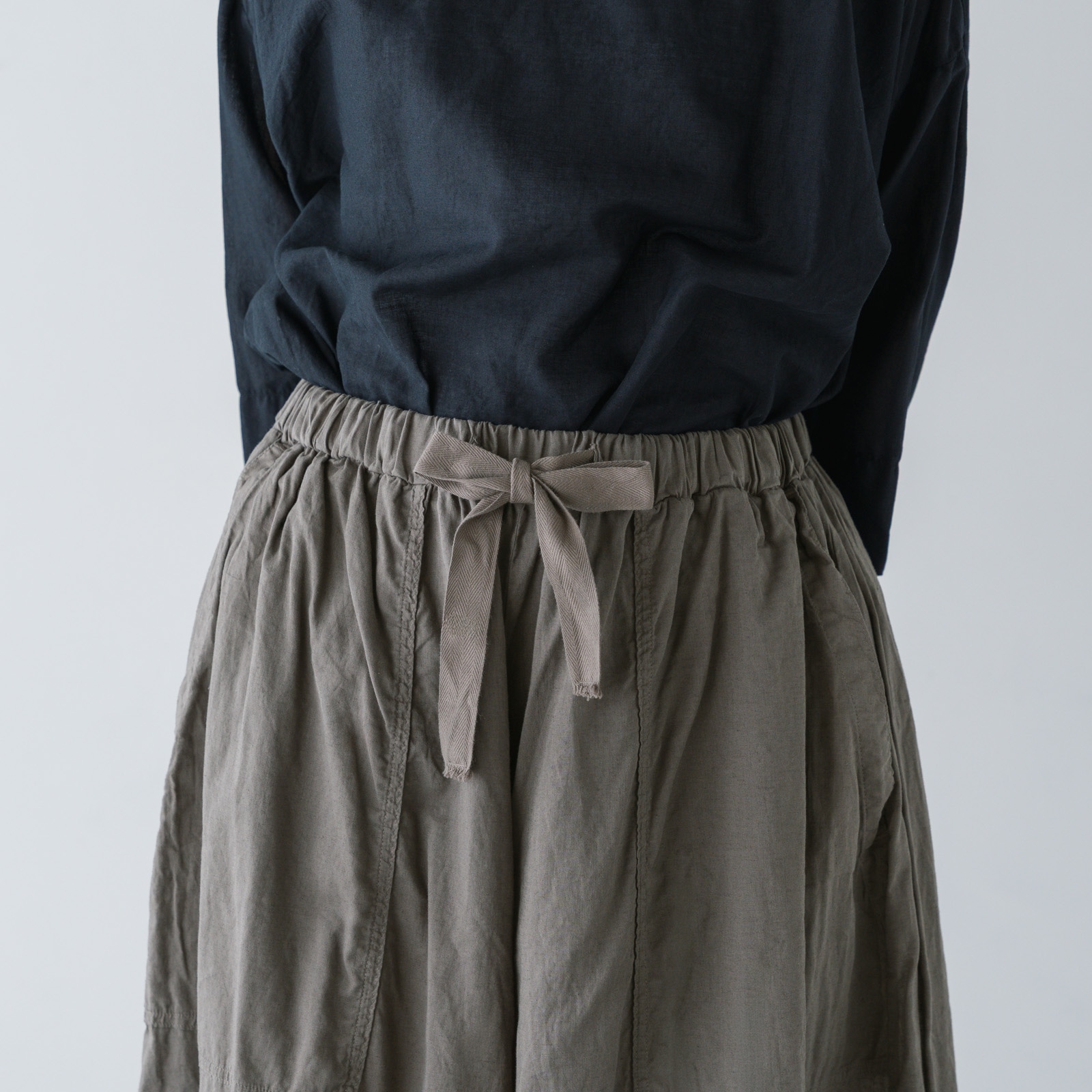 ARTE POVERA _ リネン&コットン ギャザリングパンツ ライトベージュ