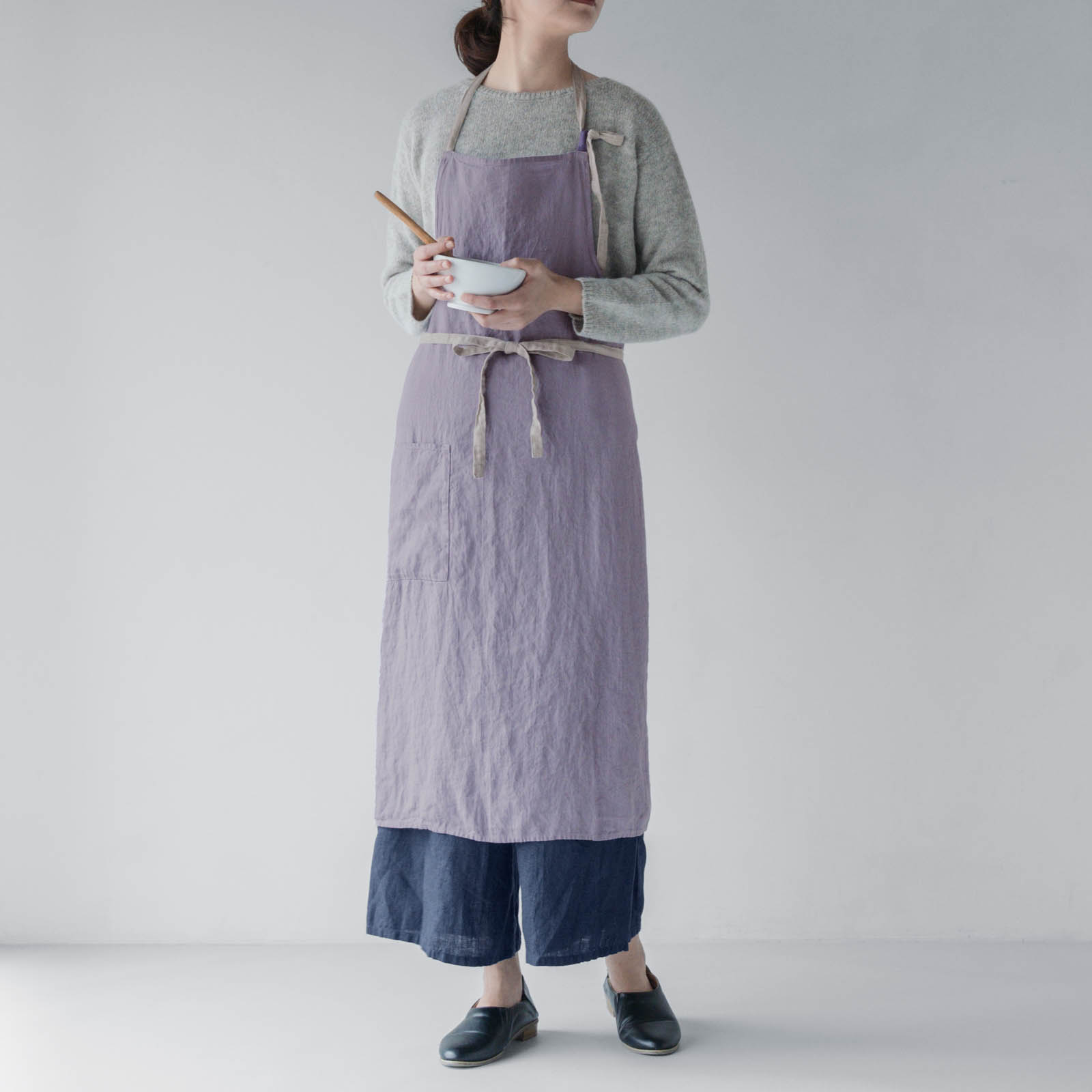 フルエプロン マノン _ オールドライラック フルエプロン マノン _ オールドライラック