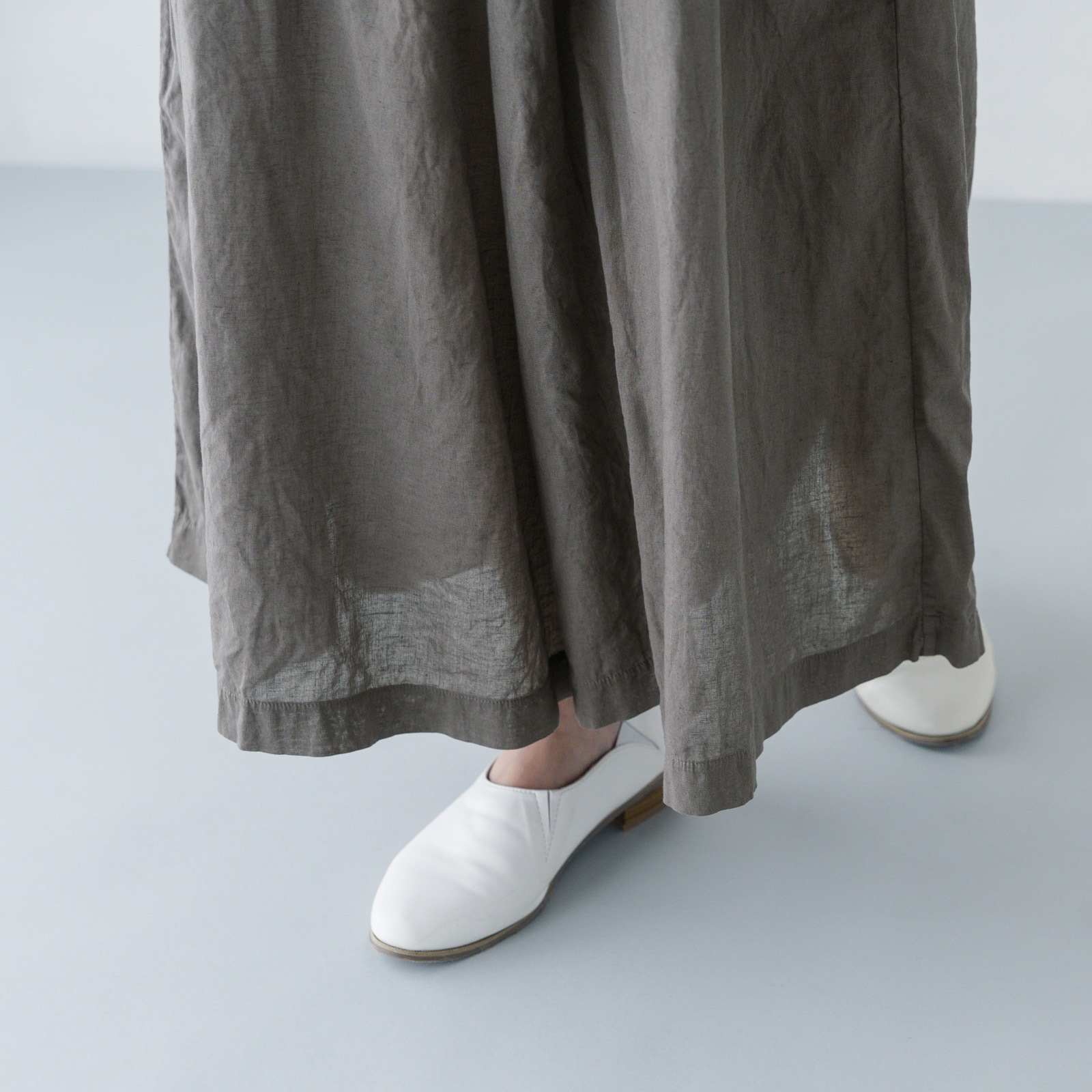 ARTE POVERA _ リネン&コットン ギャザリングパンツ ネンドグレー