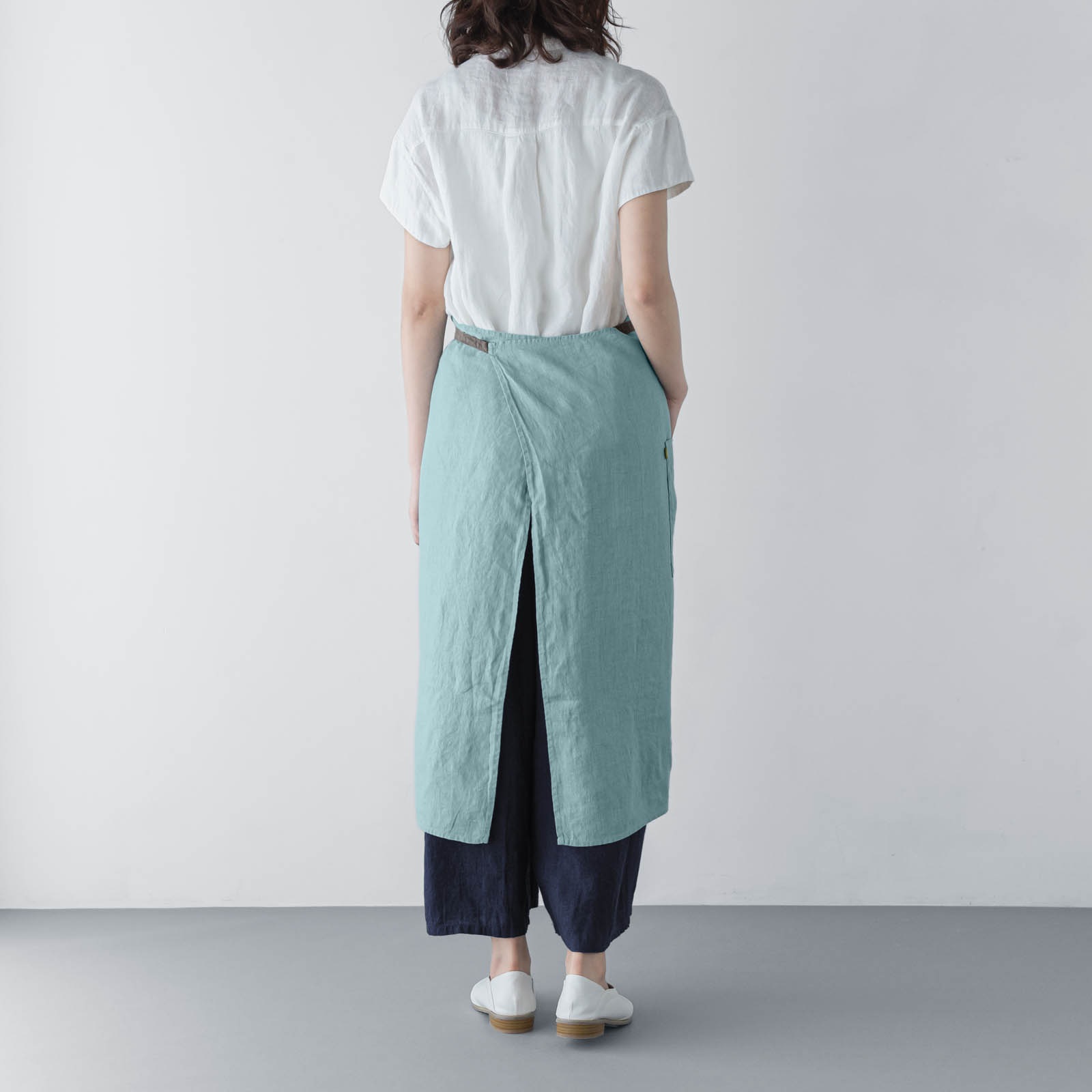 【5月中旬入荷予定】 _ フルエプロン マノン _ コーラルブルー