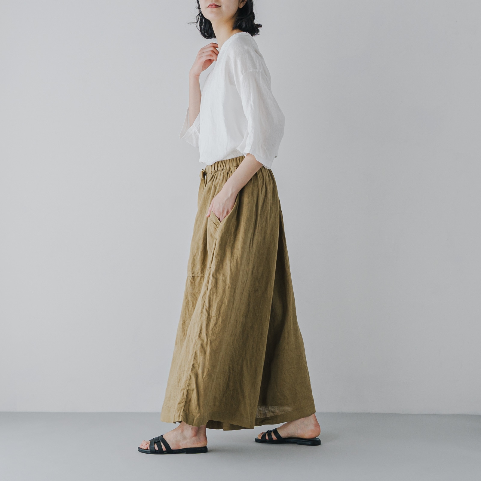 リネン染めギャザリングパンツ _ セージグリーン