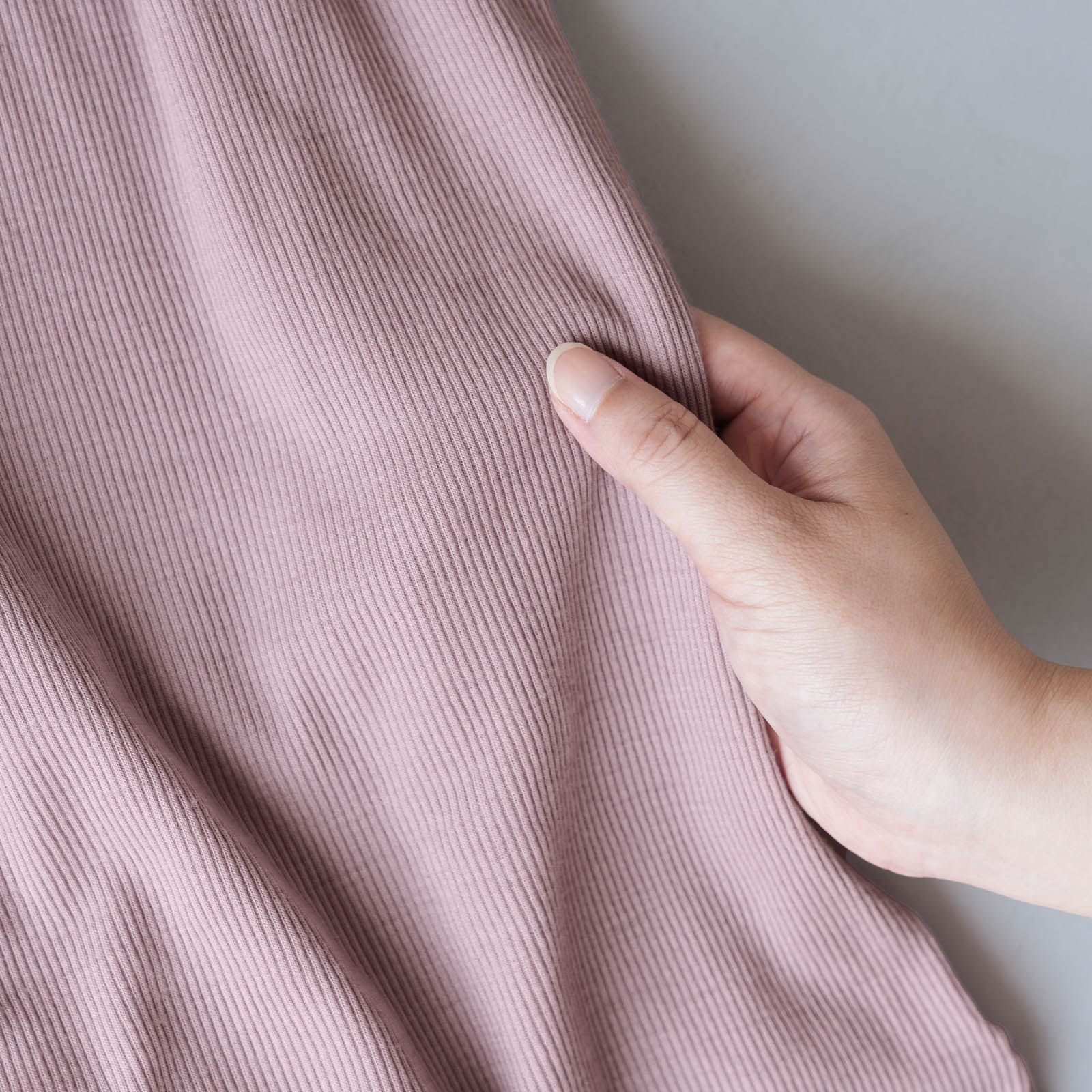 【2月末頃入荷予定】 _ EMMA ロングスリーブインナー ピンク