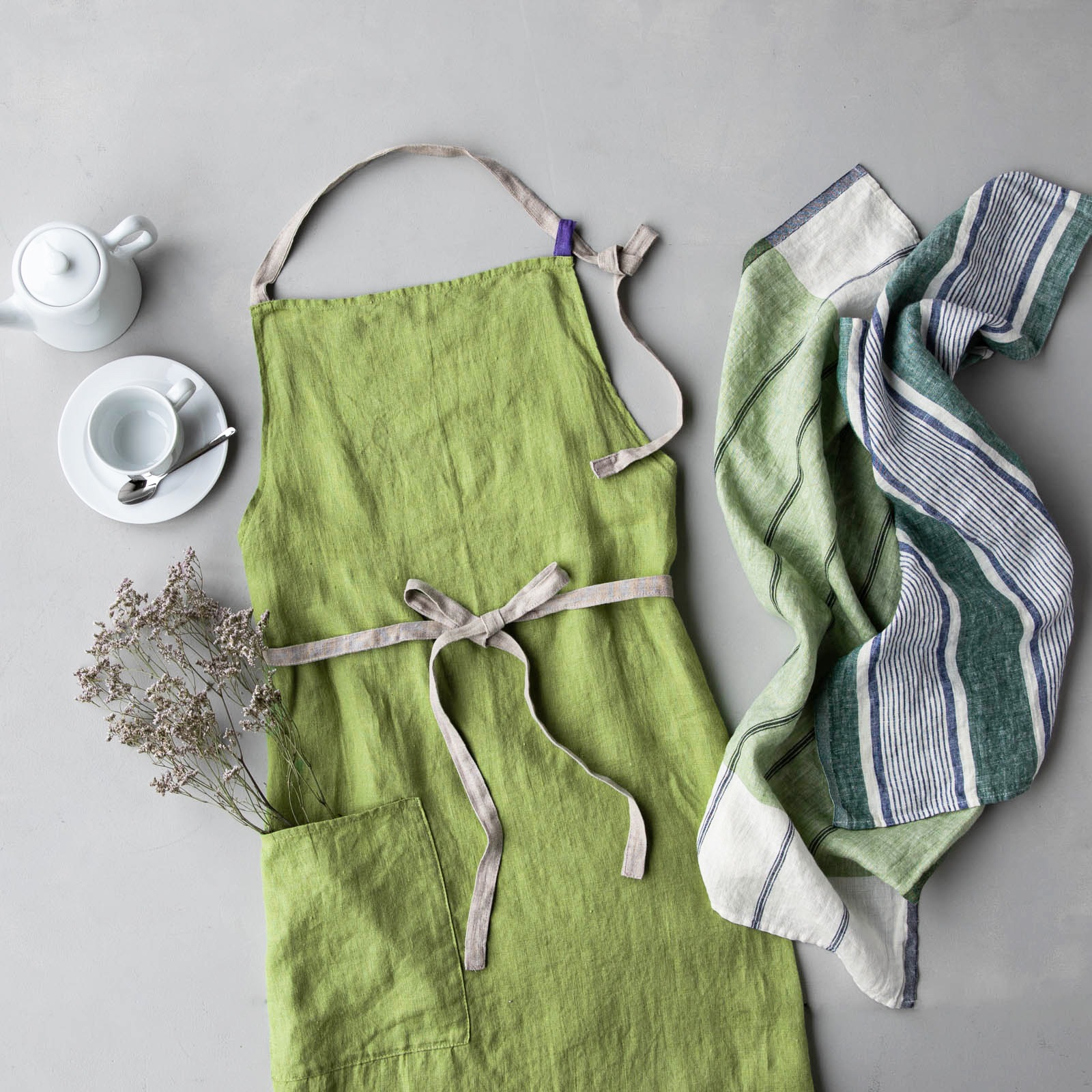 【4/30まで 刺繍無料】 _ フルエプロン マノン _ レタスグリーン