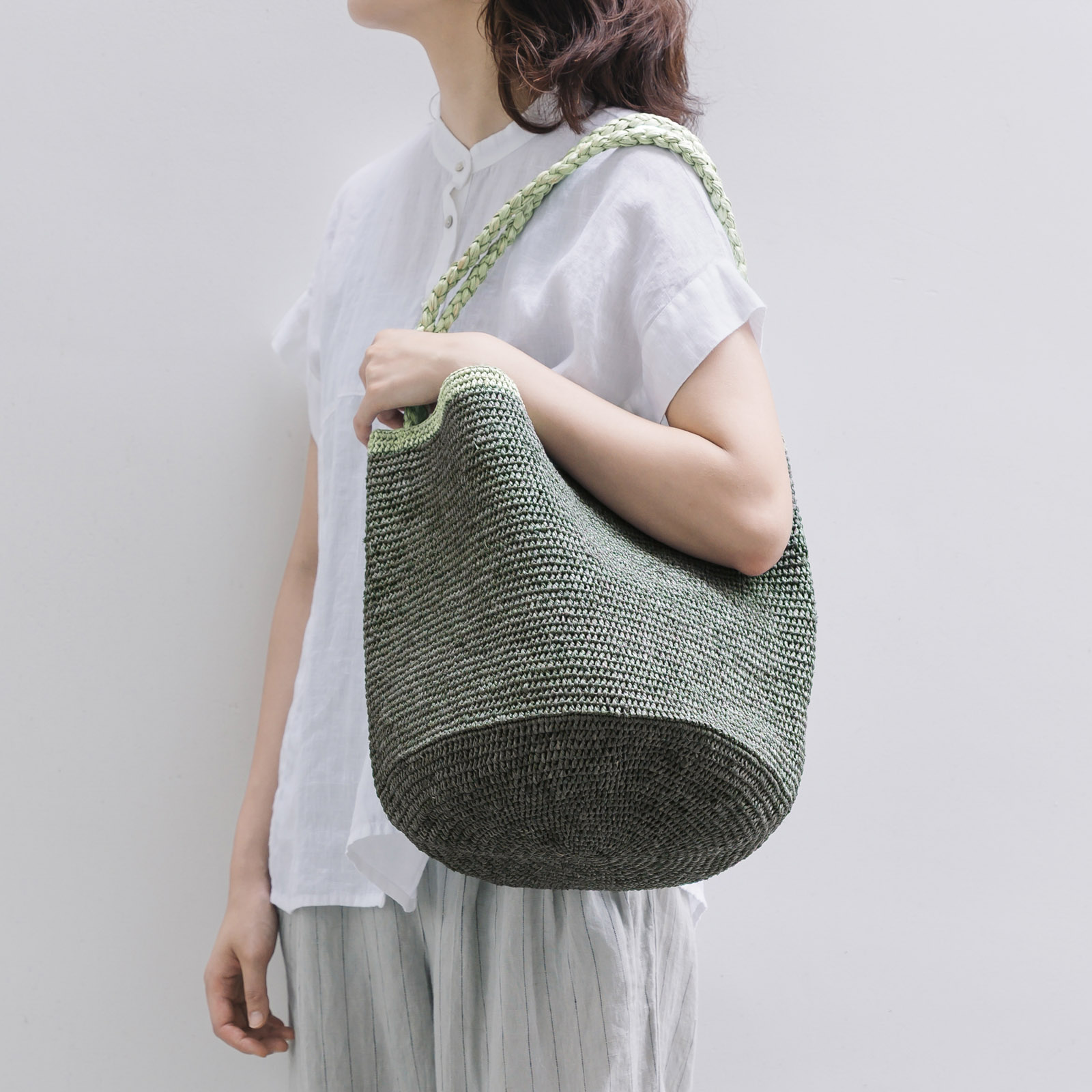MOUMOUNE ラフィアバッグ Gray & Khaki