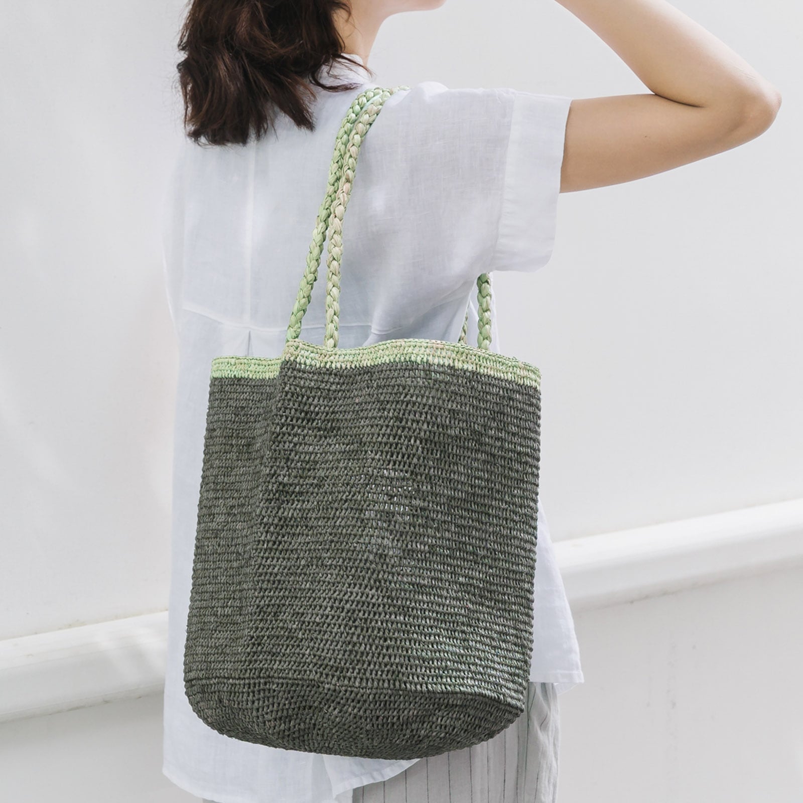 MOUMOUNE ラフィアバッグ Gray & Khaki