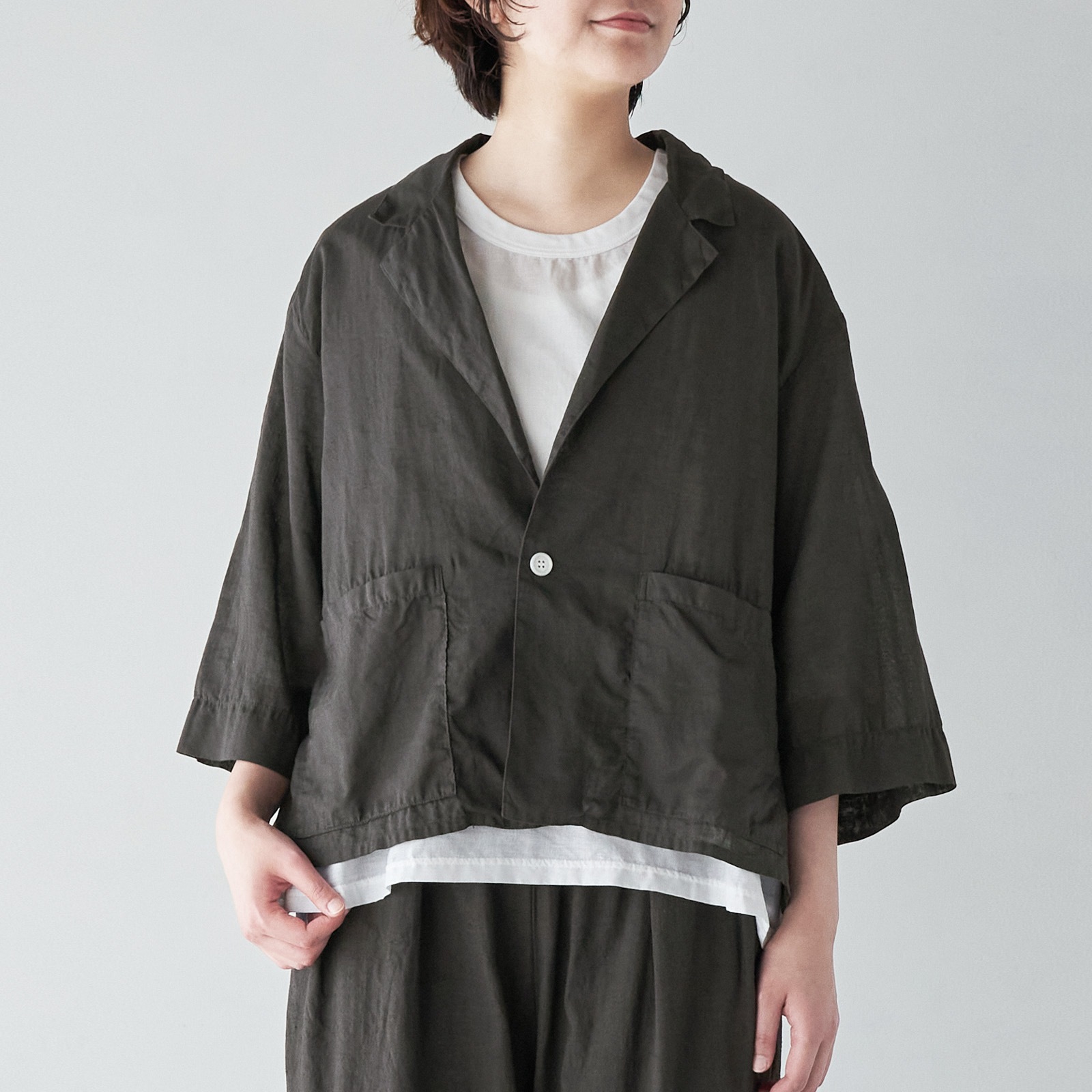 ARTE POVERA アルテポーヴェラ リメイク ミリタリーリネンジャケット ARTE POVERA _ リネンコットン シャツジャケット _ ダークブラウン