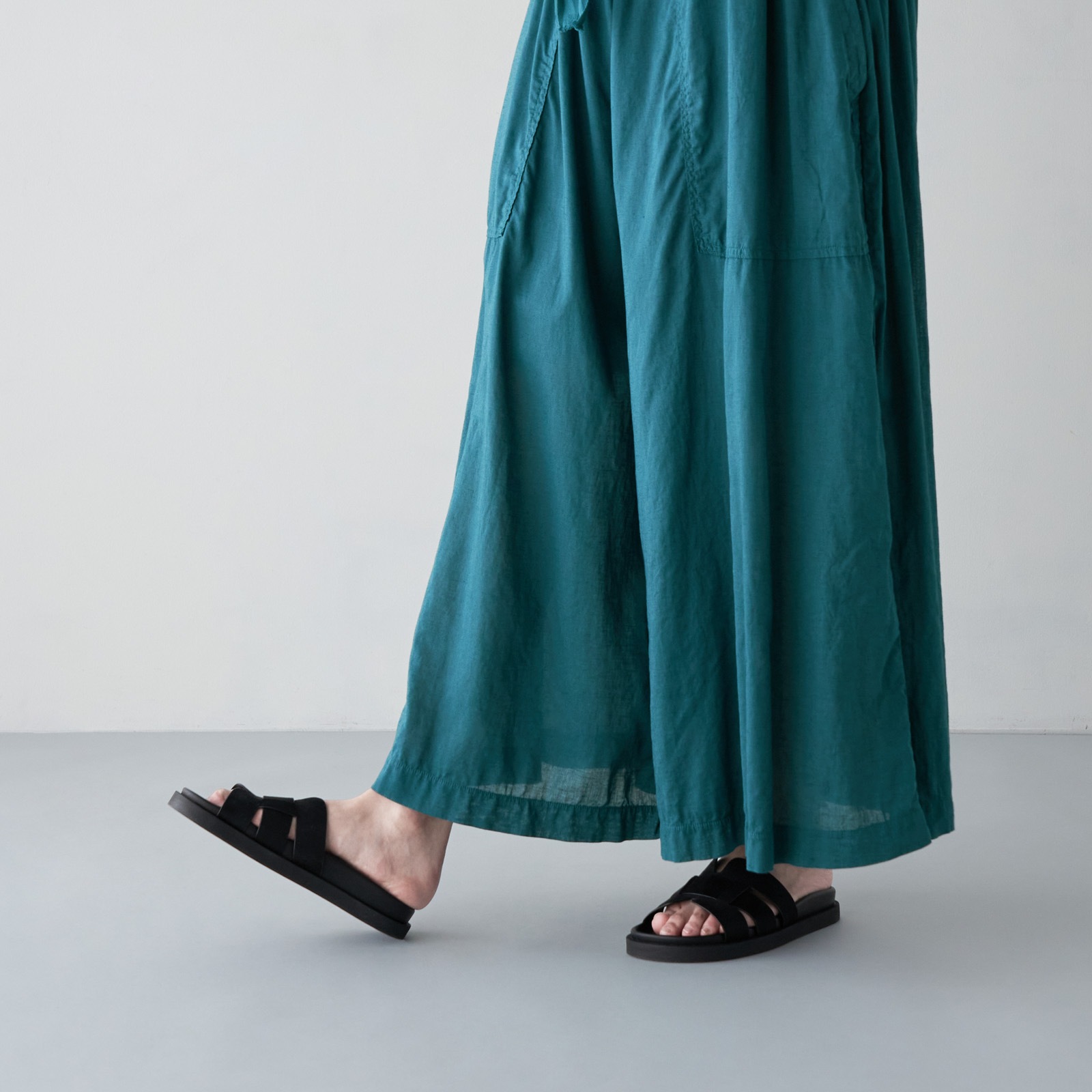 ARTE POVERA _ リネンコットン ギャザリングパンツ _ ダークブラウン