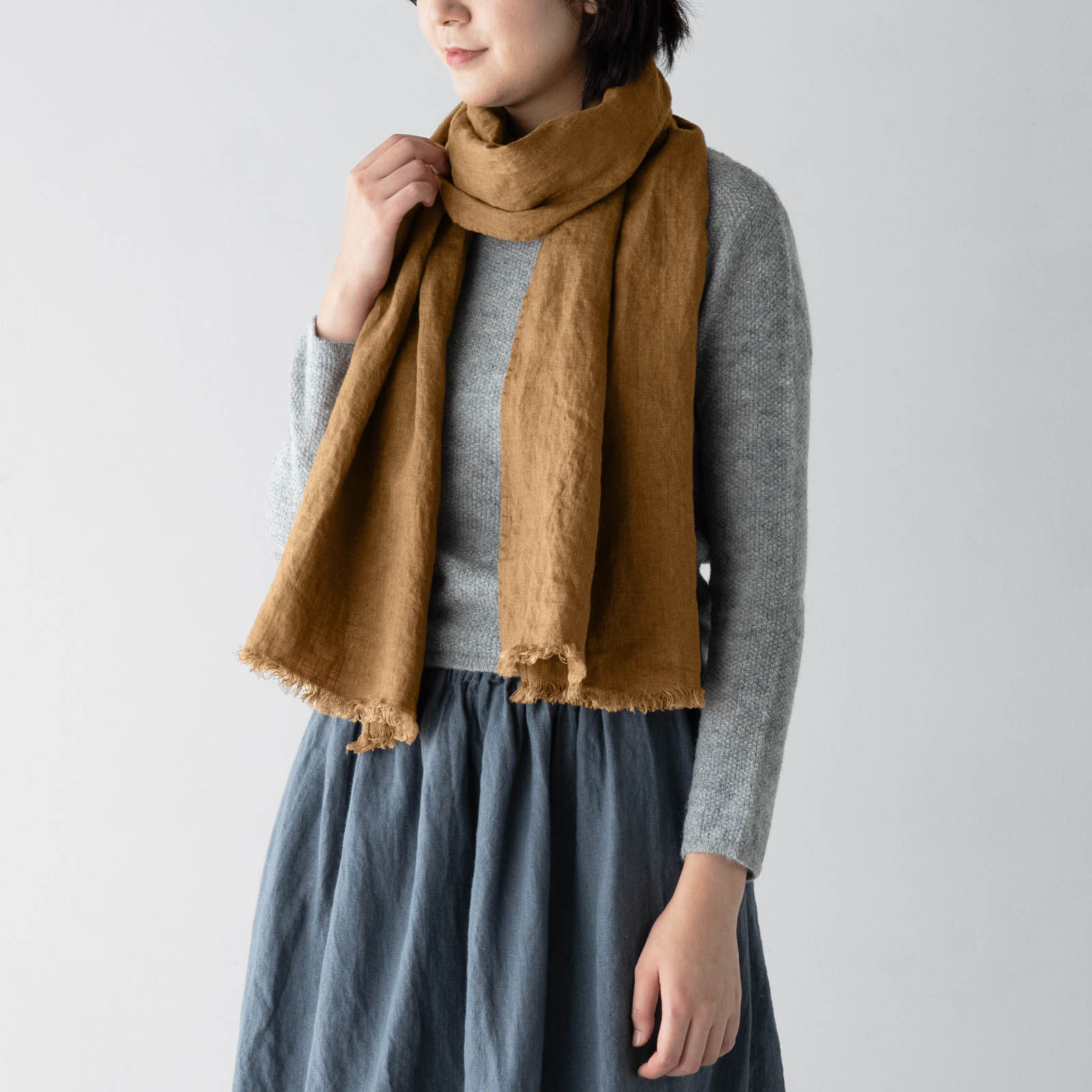 18AW JULIUS オーサイズリネンコート division.期 ブラウン 4_000000005158.jpg?1789546950