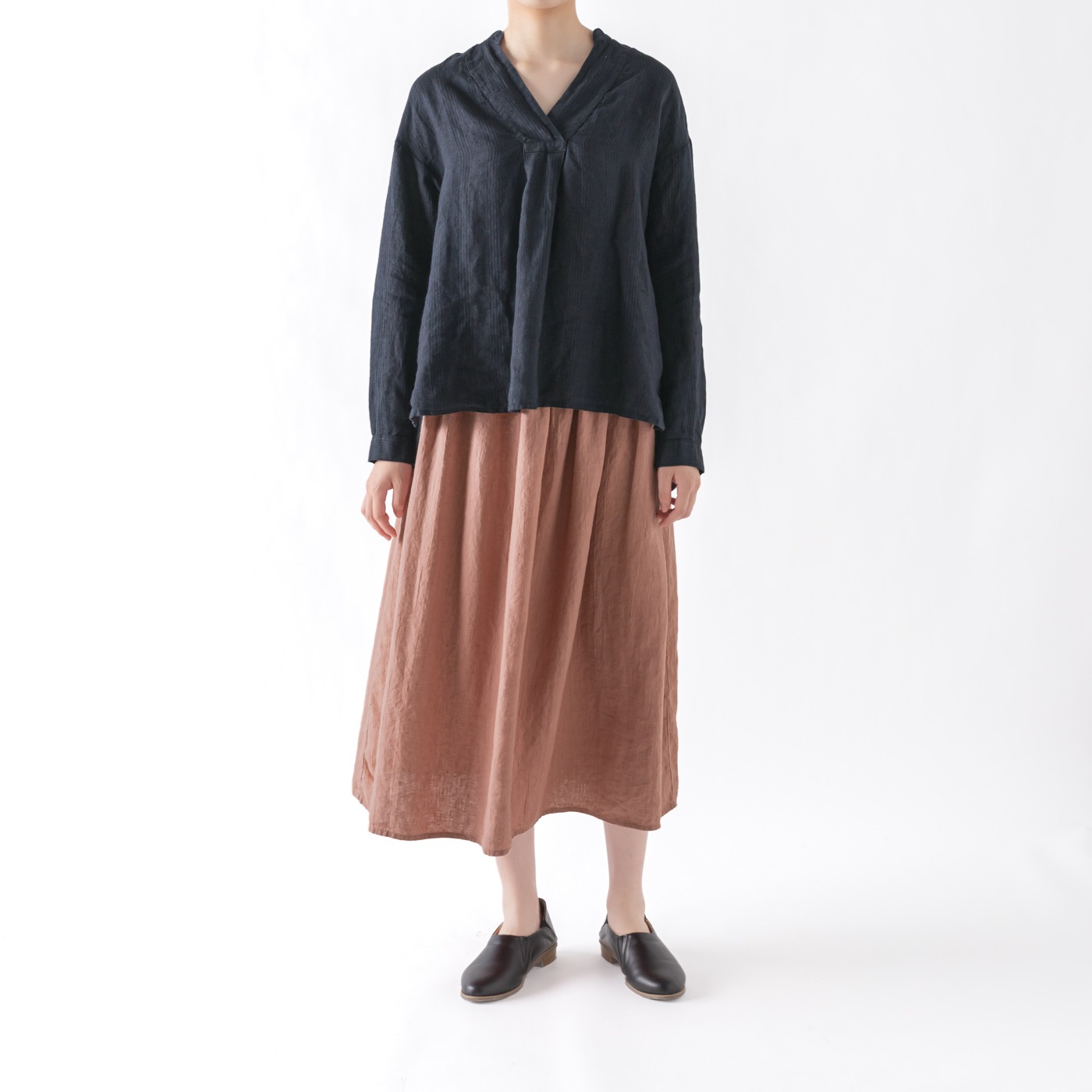 E54-14 スキッパーブラウス _ ピオッジャ