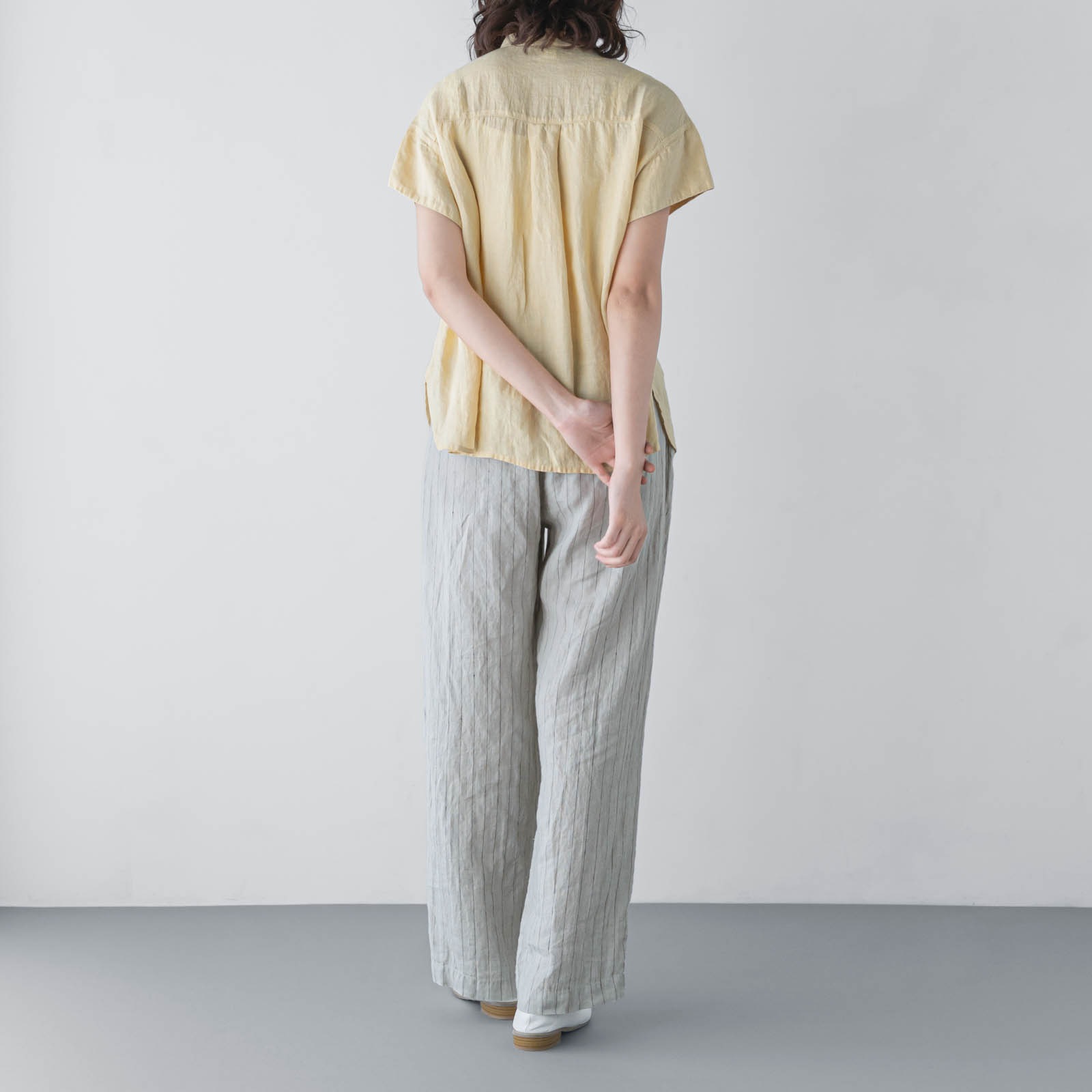 BEIGE, HYACINTH ハイアシンススタンドカラーブラウスSIZE 2 | ヤマダ 