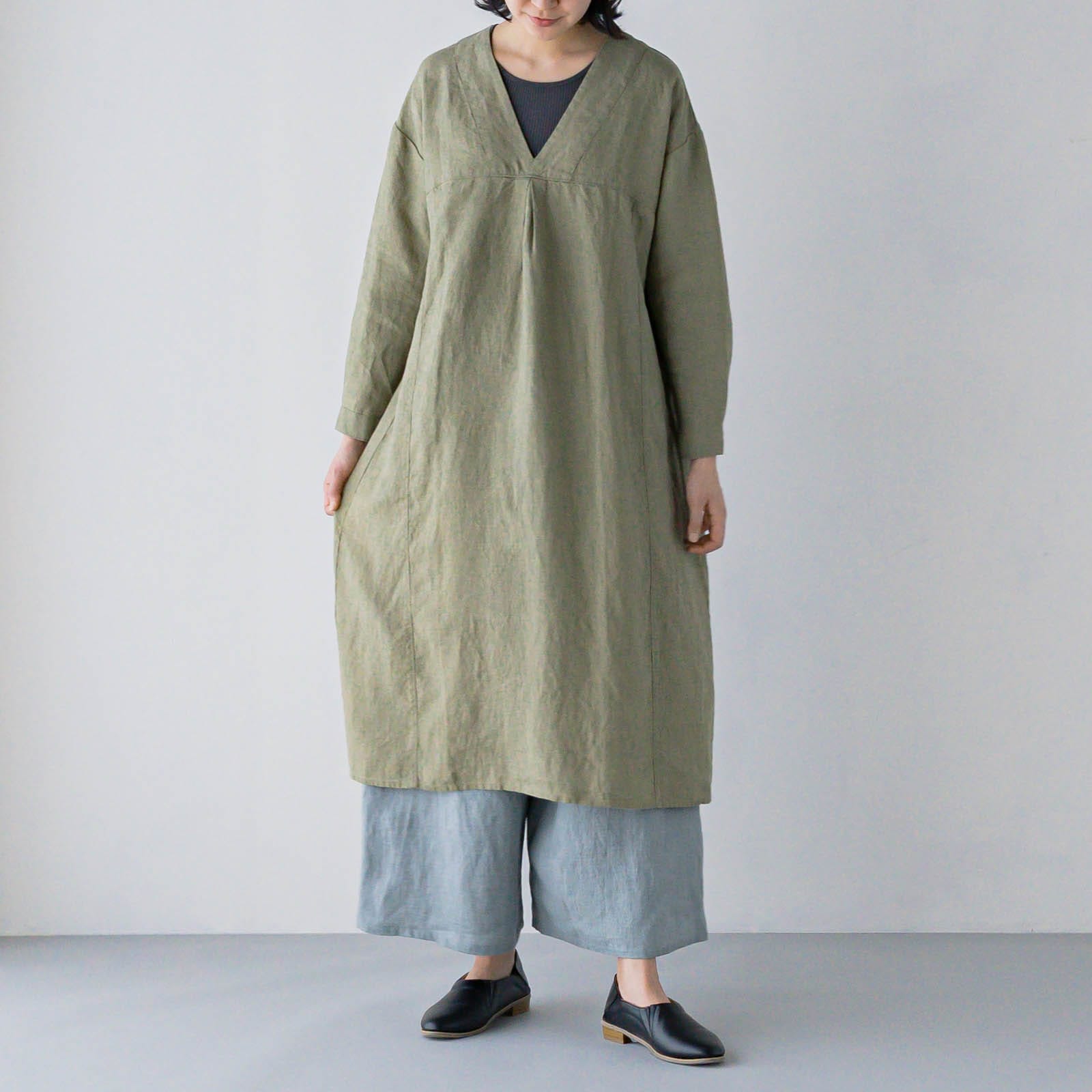 E73-13 Vネックワンピース _ フォググリーン