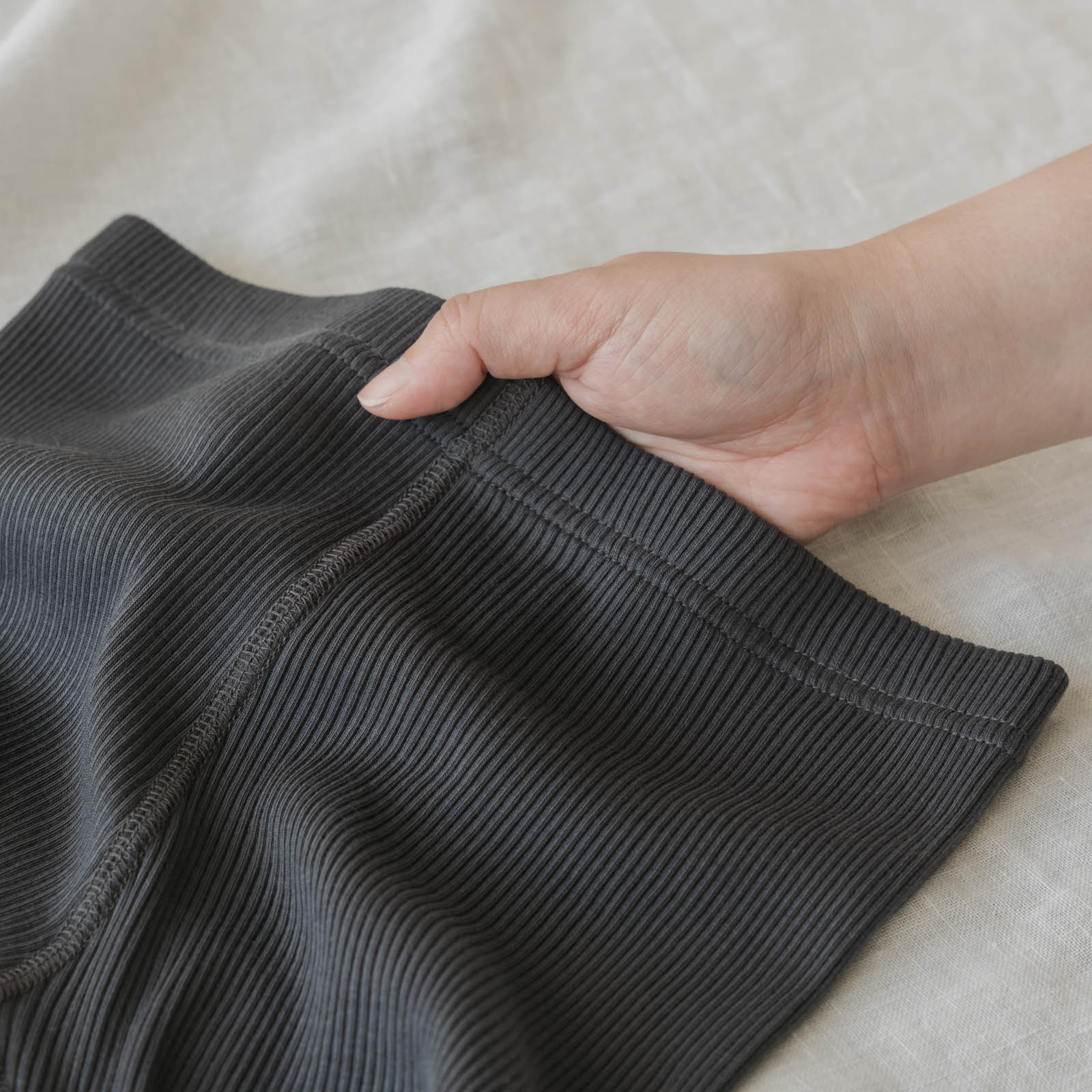 SONORO _ スーピマコットン _ リブショートレギンス _ チャコール